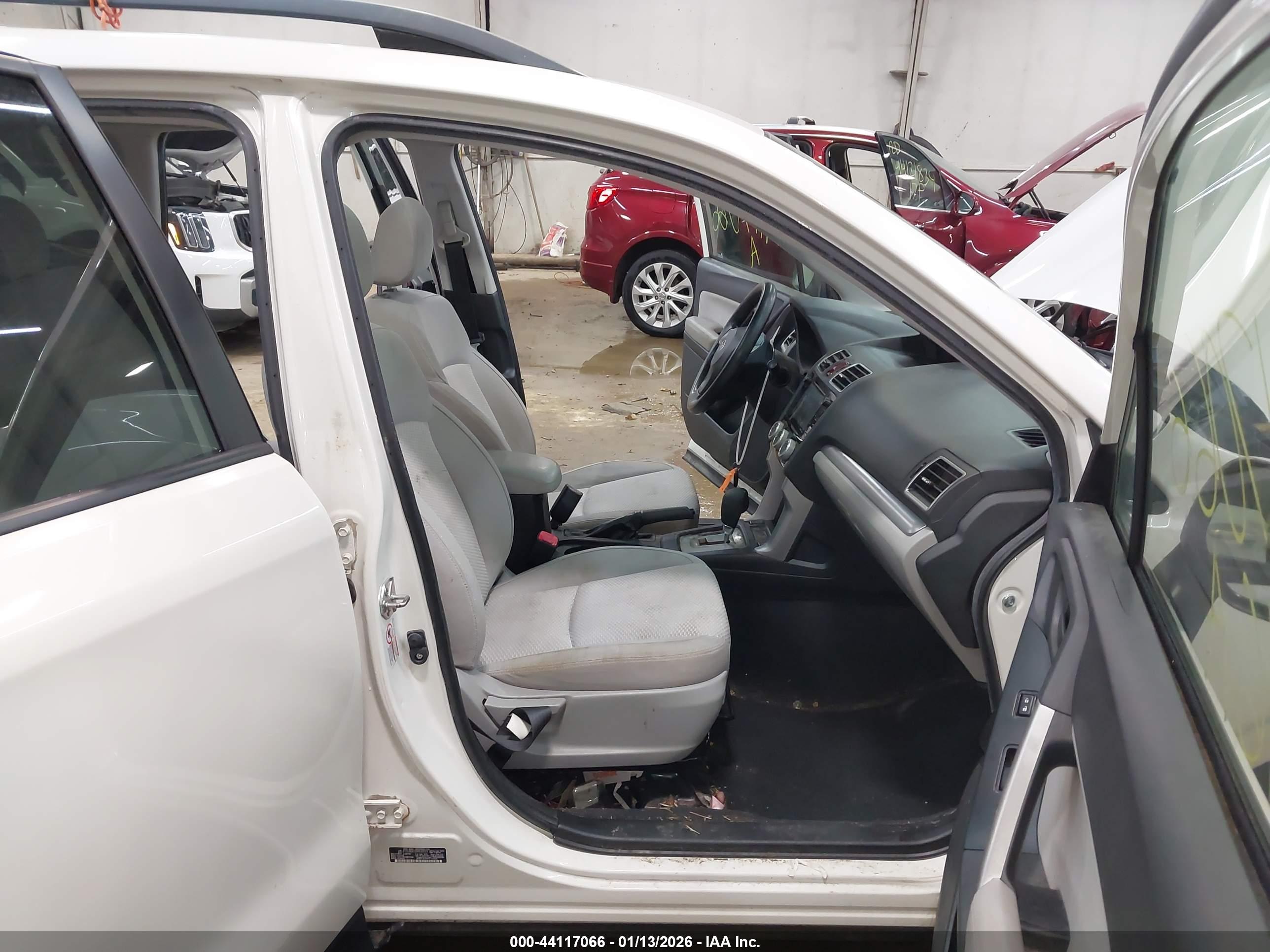 SUBARU FORESTER image 5