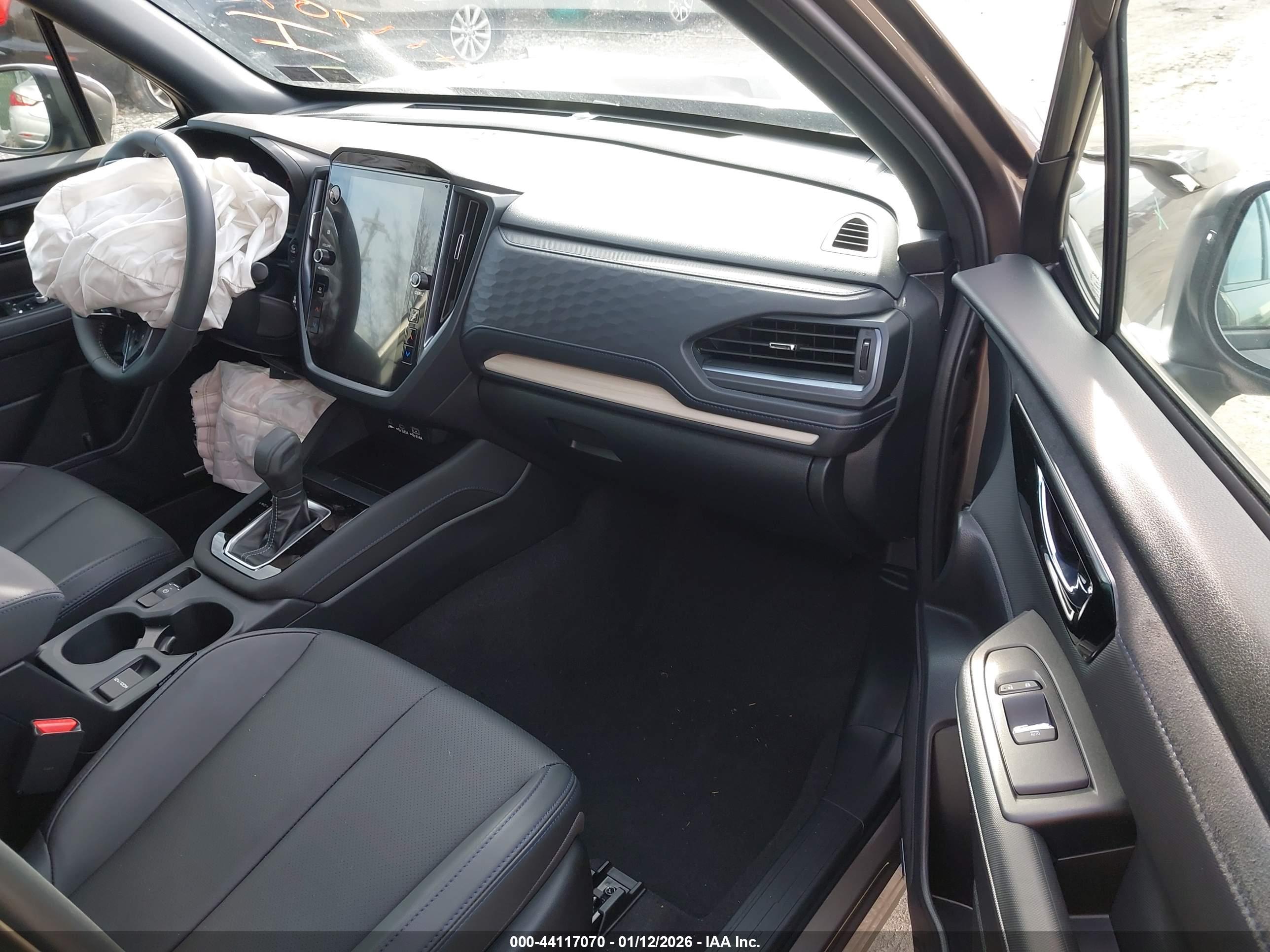 SUBARU FORESTER image 5