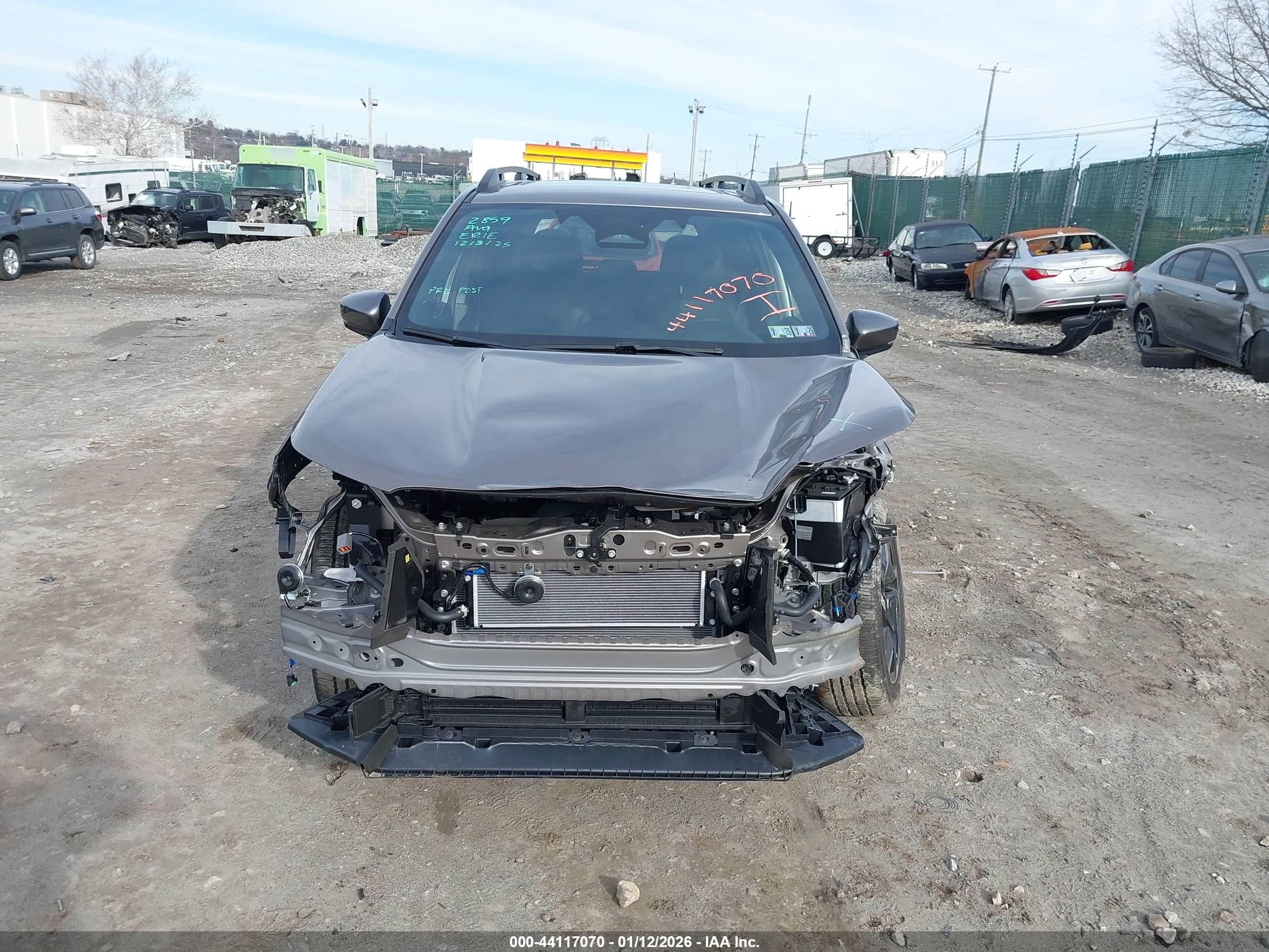 SUBARU FORESTER image 6