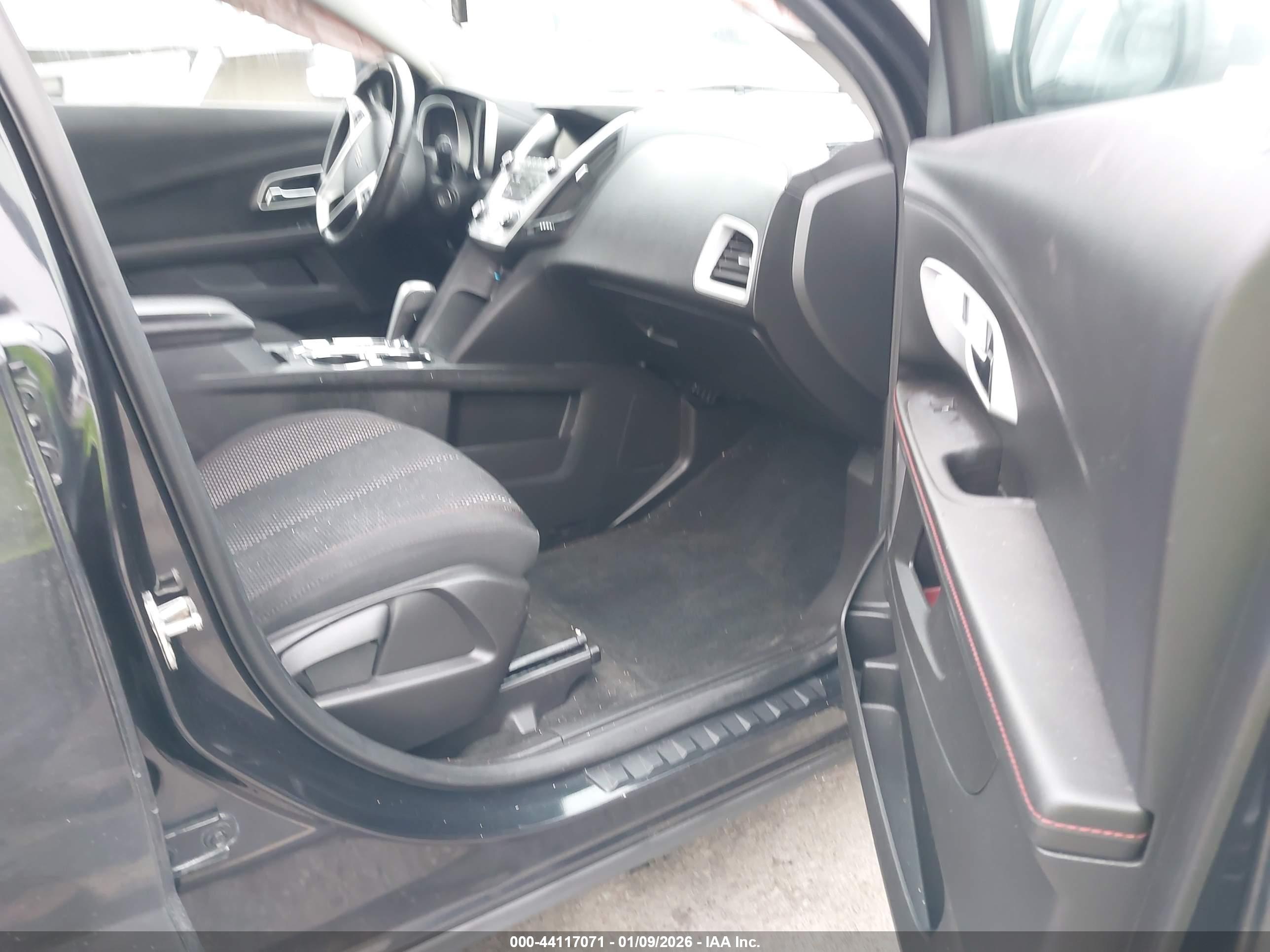 CHEVROLET EQUINOX image 5