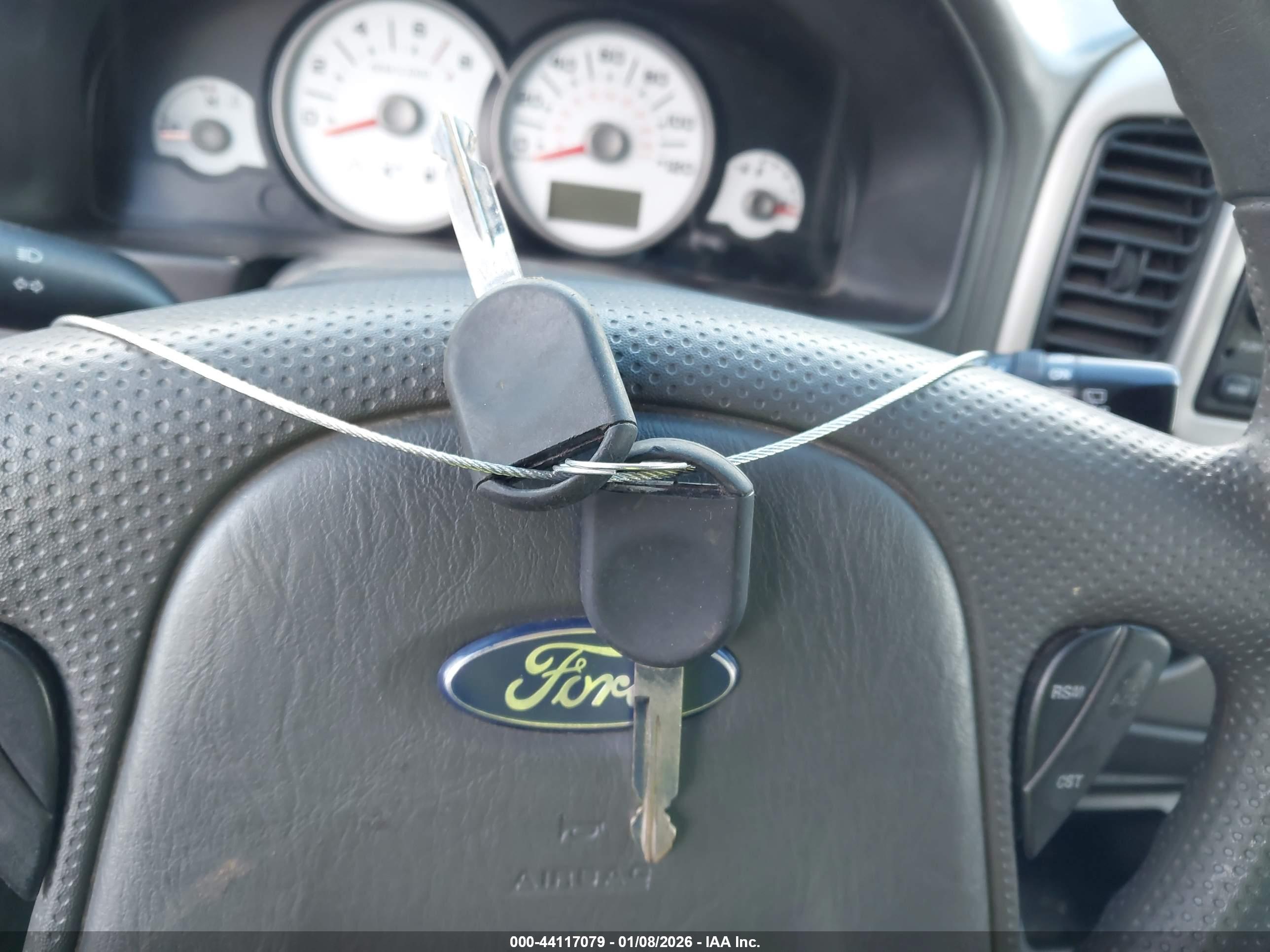 FORD ESCAPE image 11