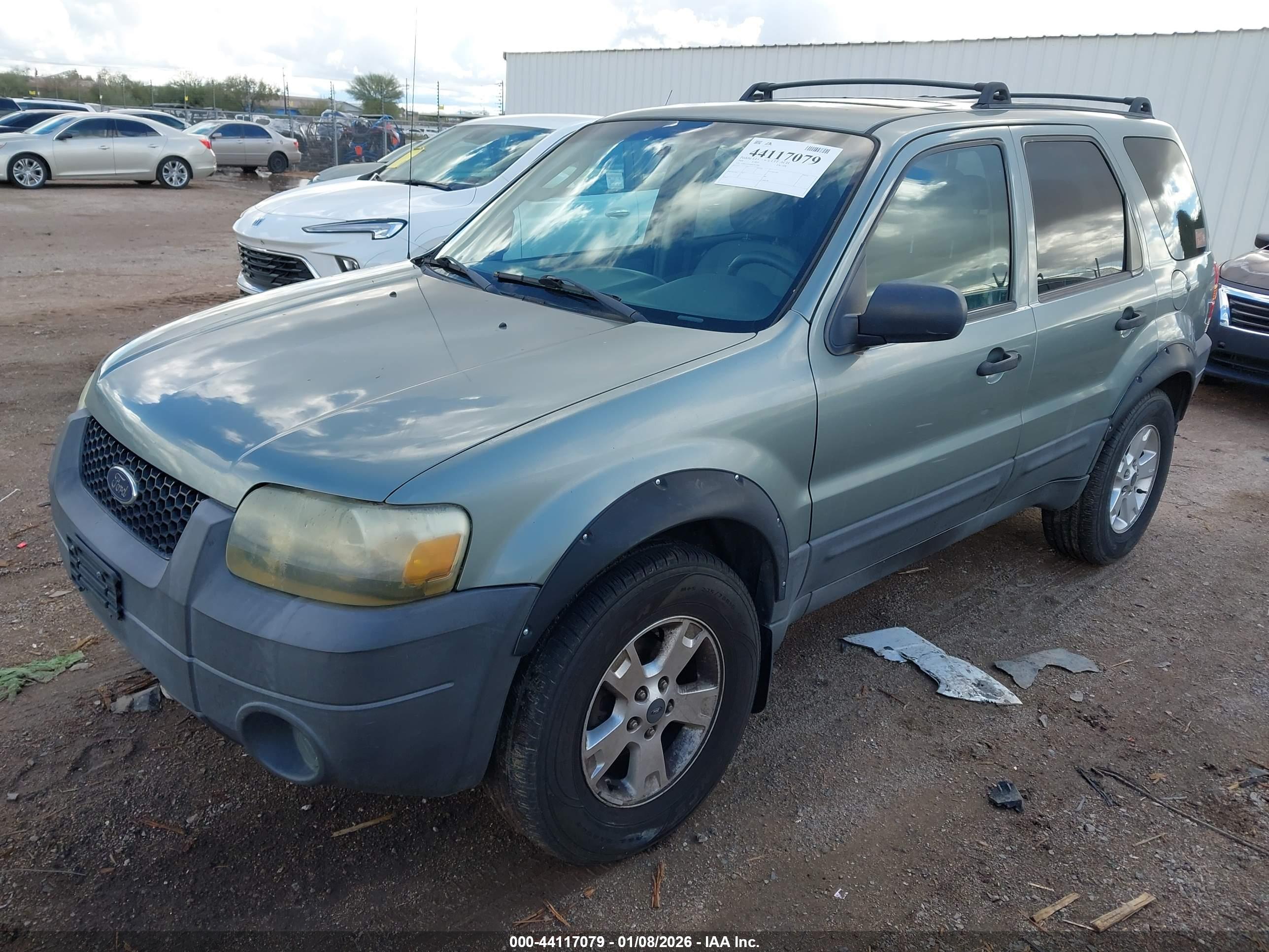 FORD ESCAPE image 2
