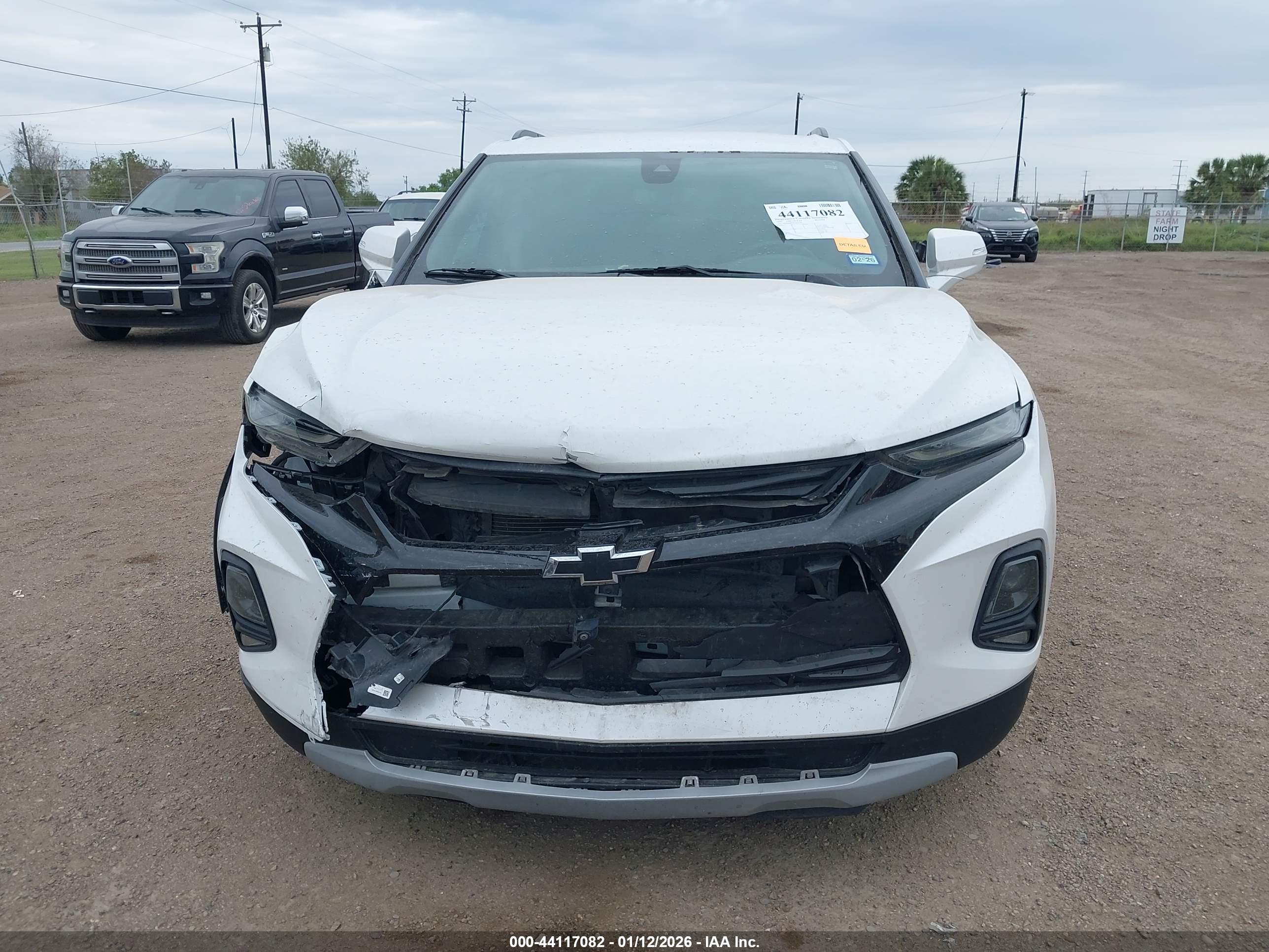 CHEVROLET BLAZER image 6
