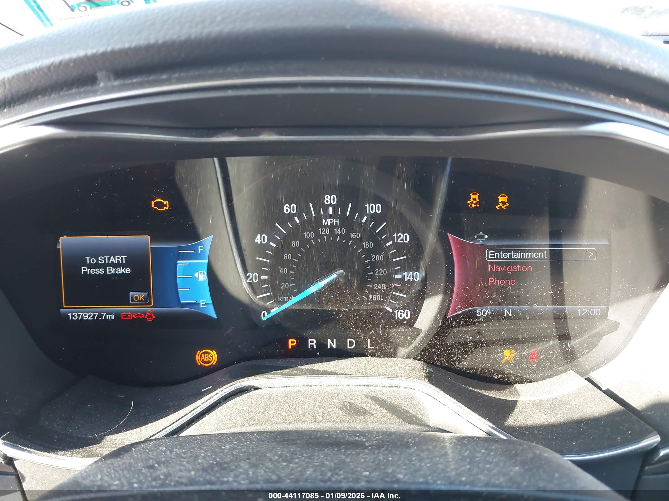 FORD FUSION image 7