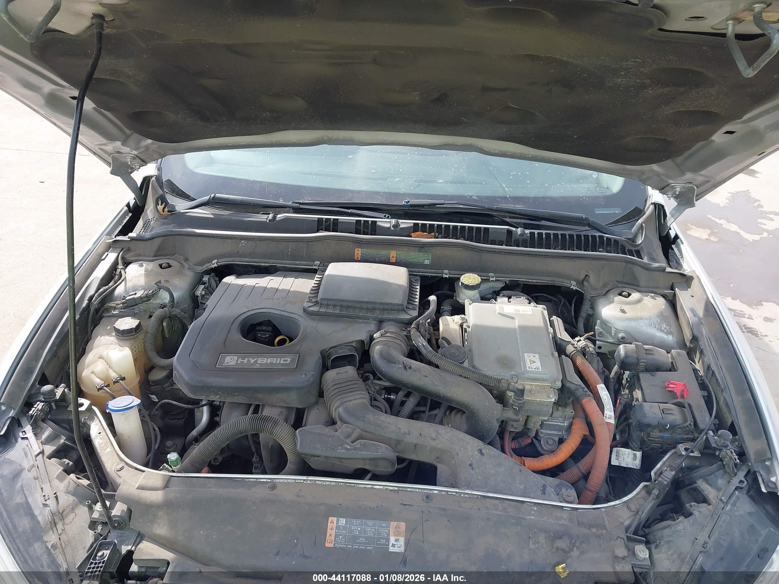 FORD FUSION image 10