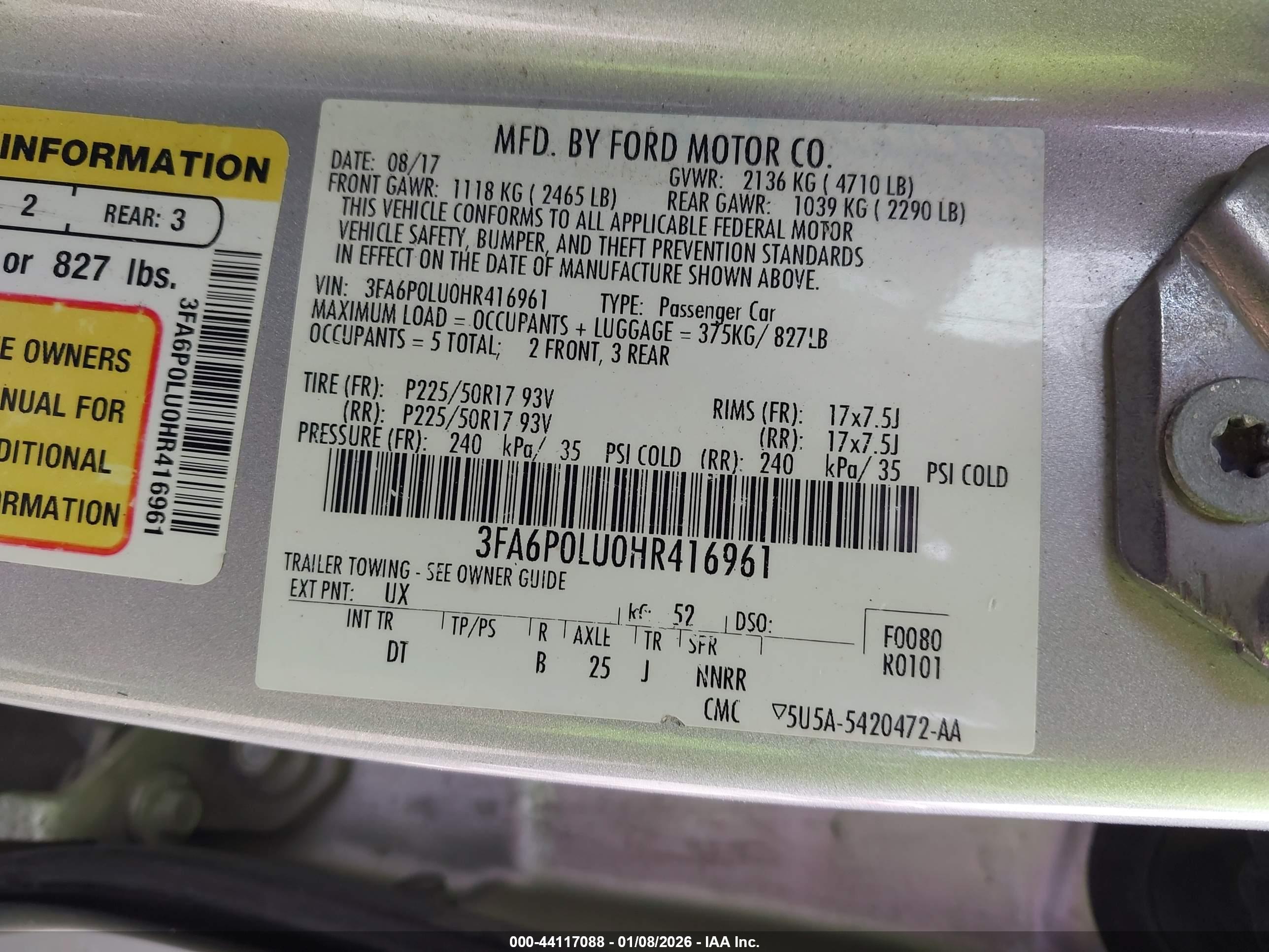 FORD FUSION image 9