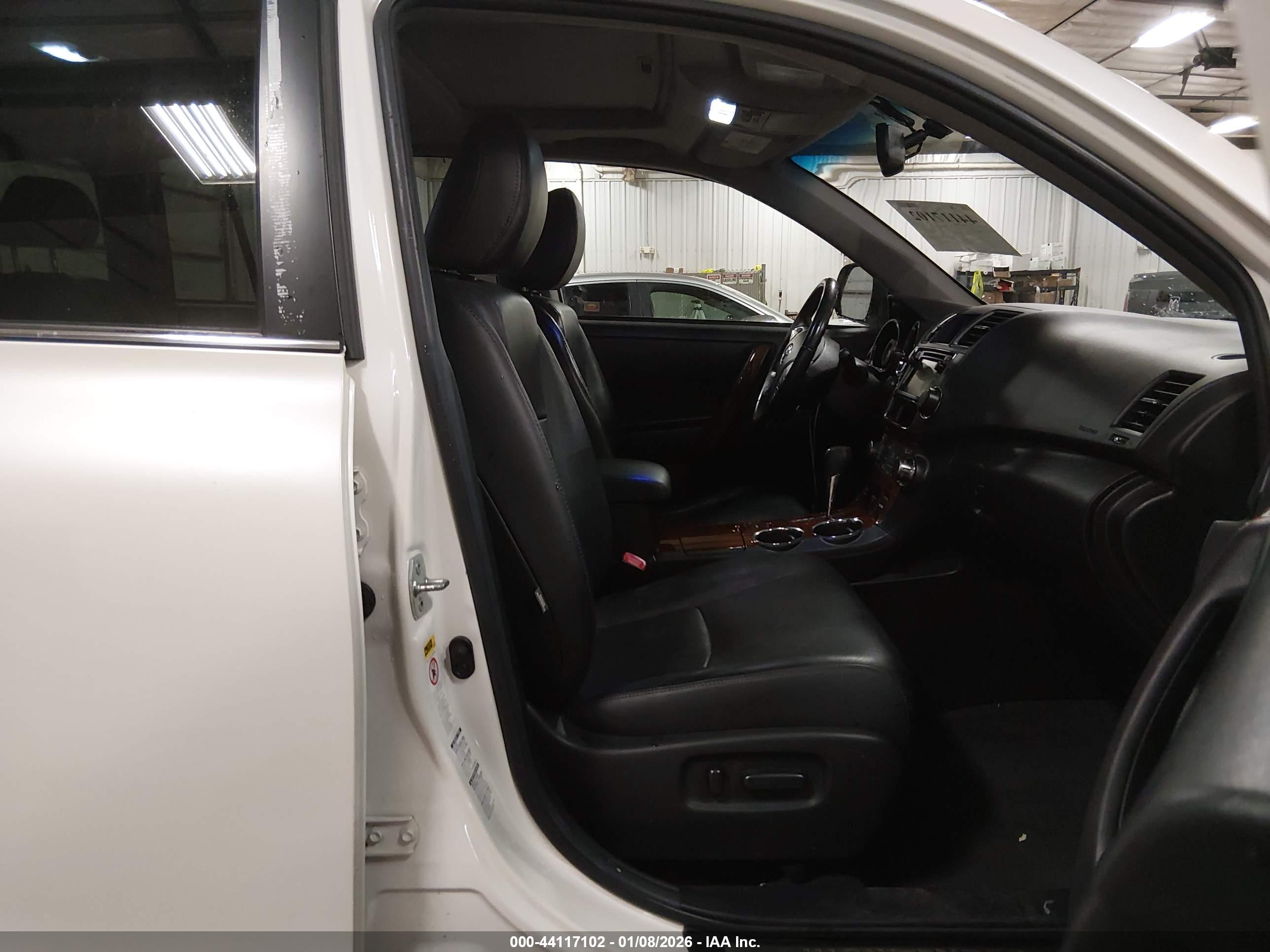 TOYOTA HIGHLANDER image 5