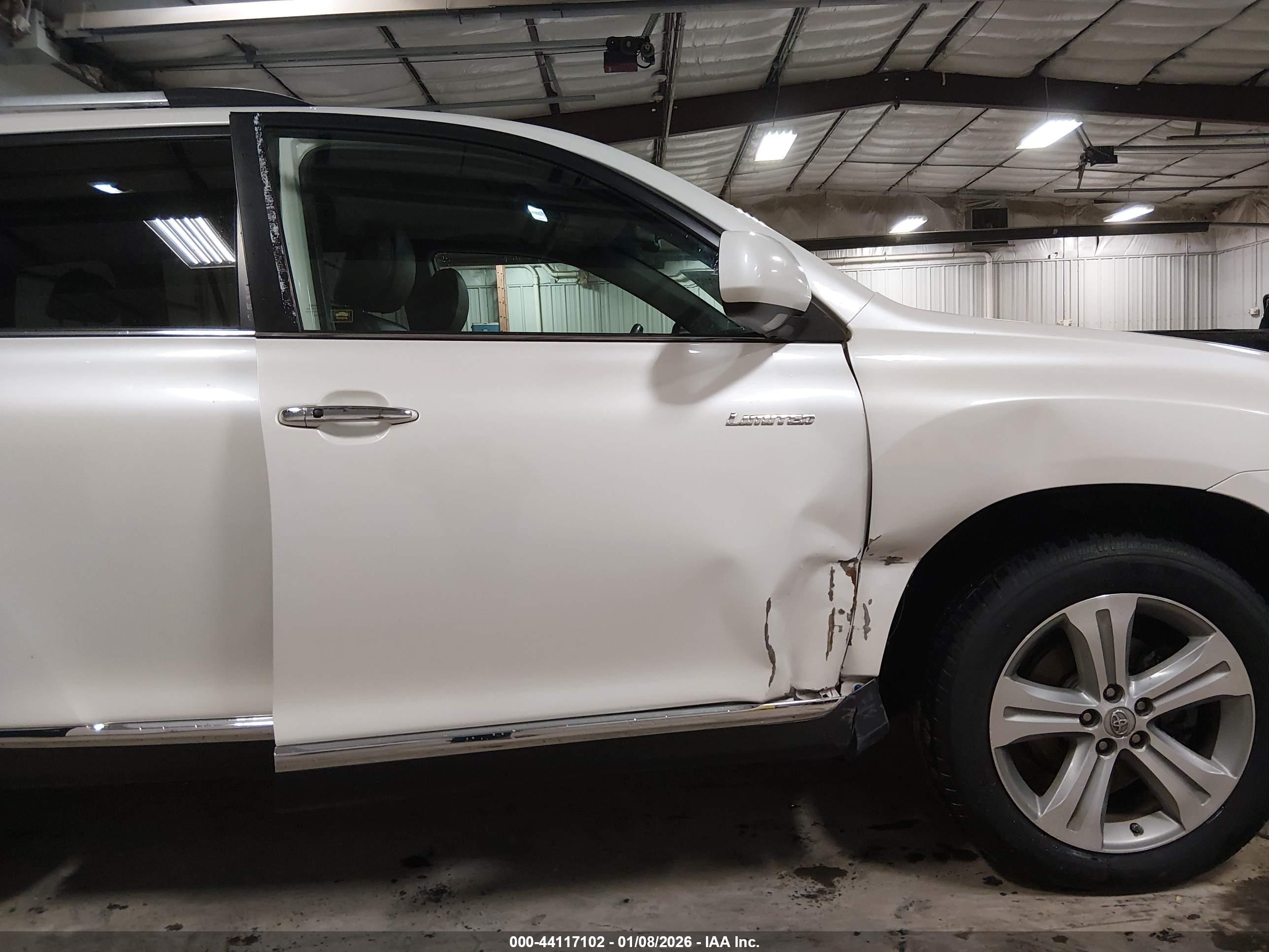 TOYOTA HIGHLANDER image 6