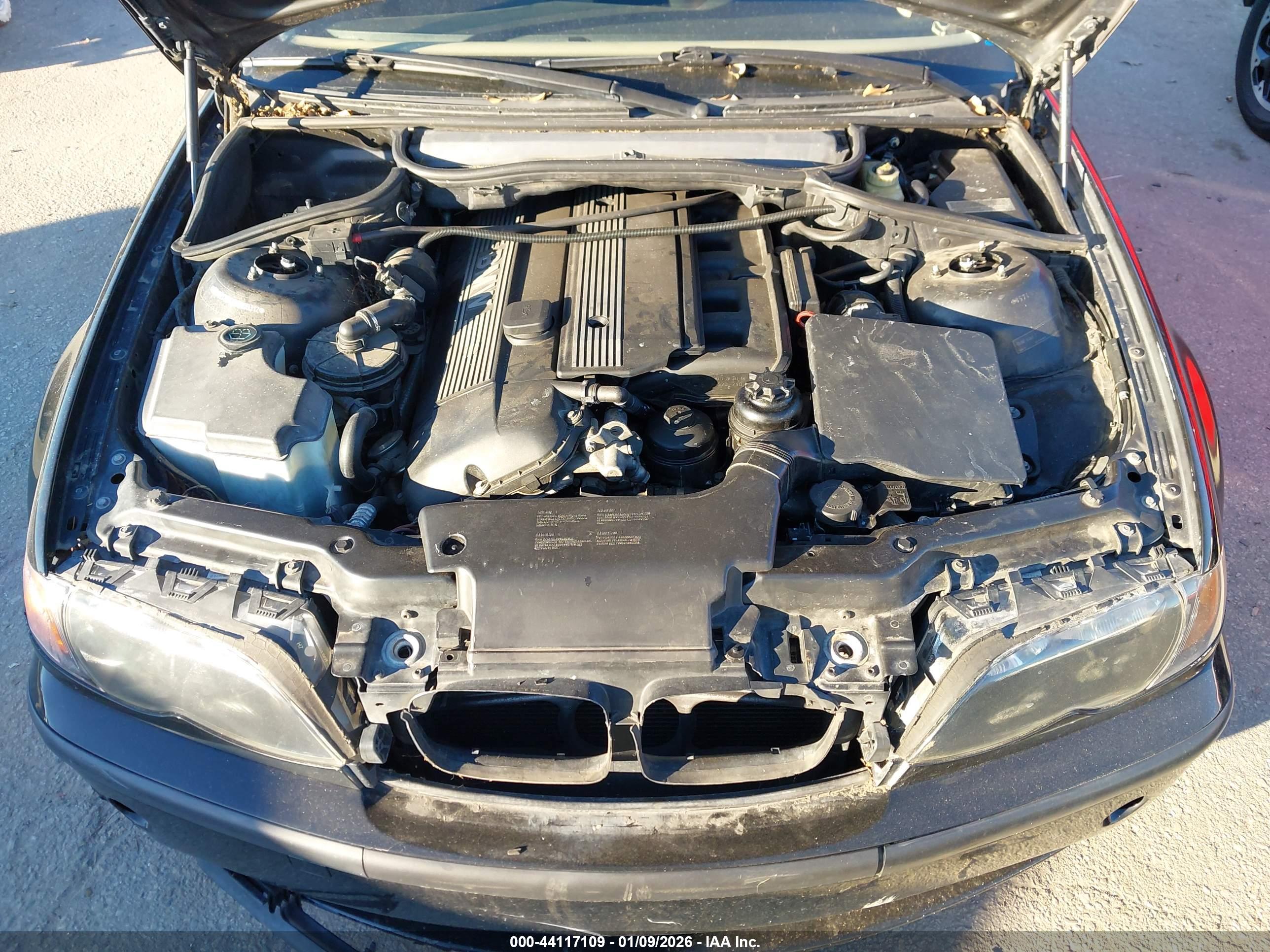 BMW 325I image 10