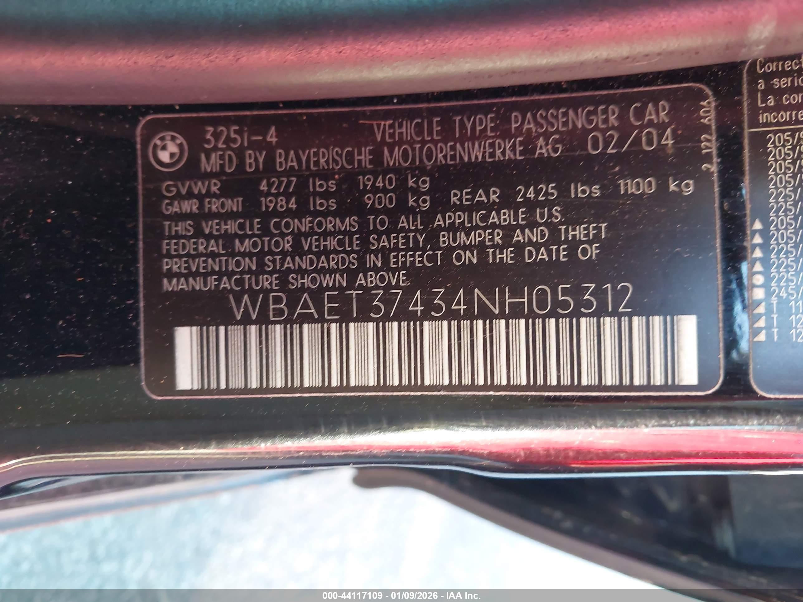 BMW 325I image 9