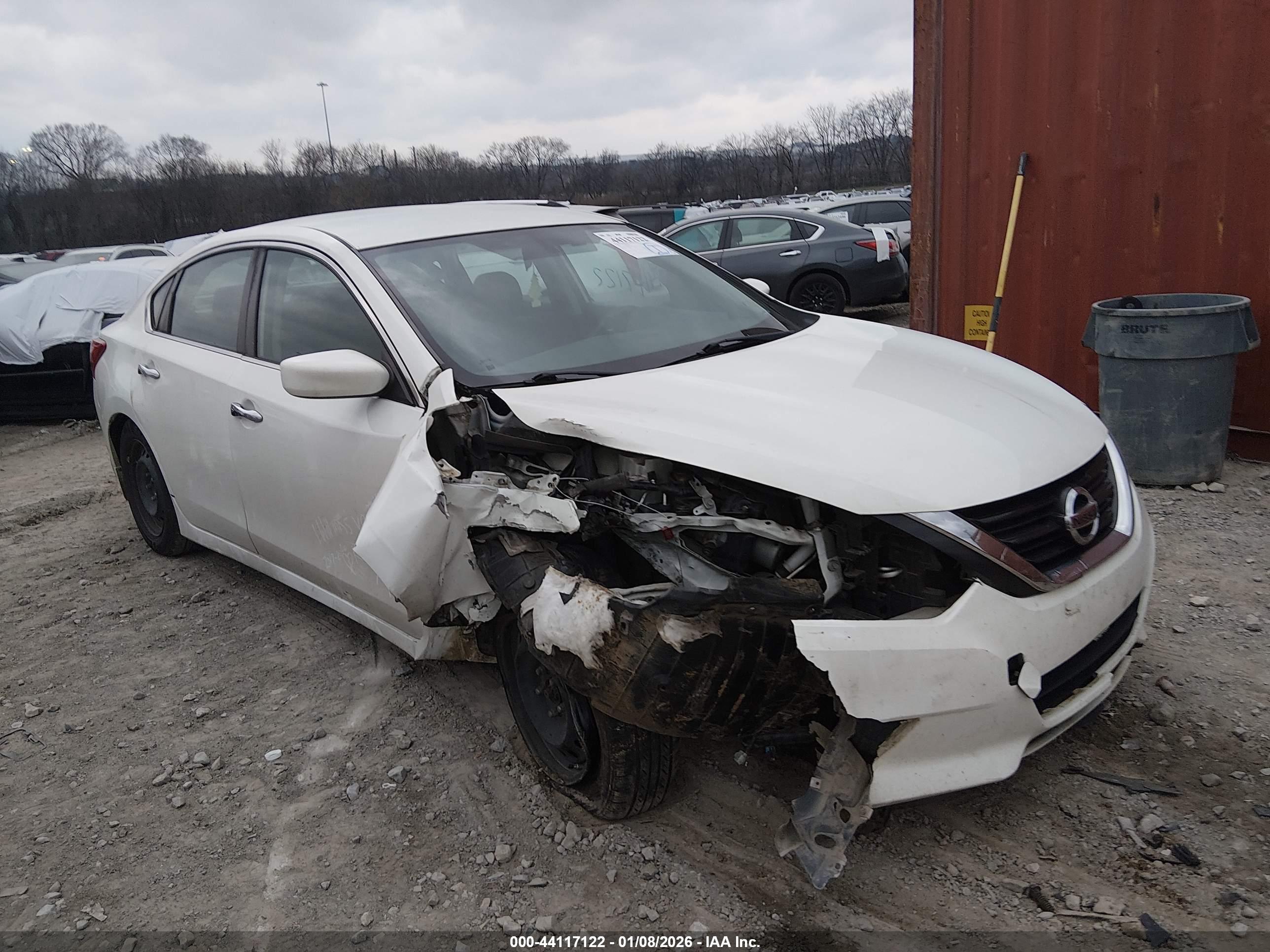 NISSAN ALTIMA image 6