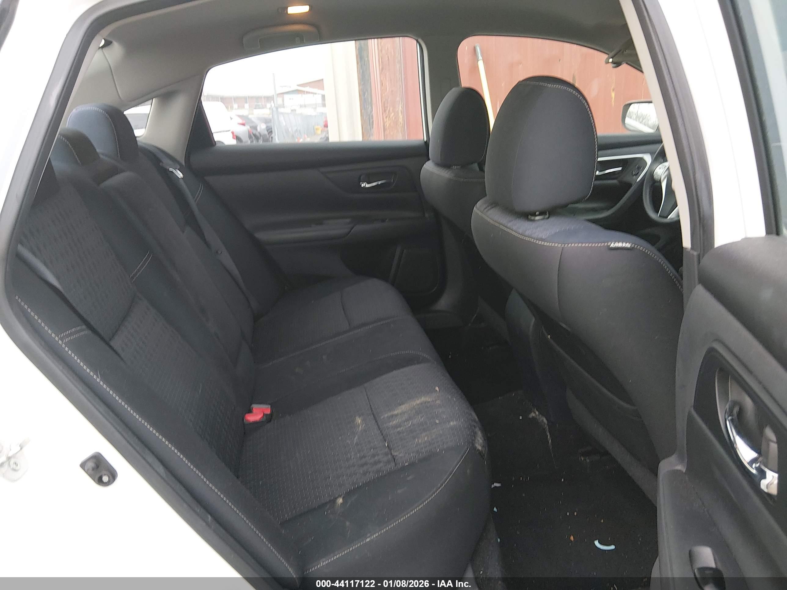 NISSAN ALTIMA image 8