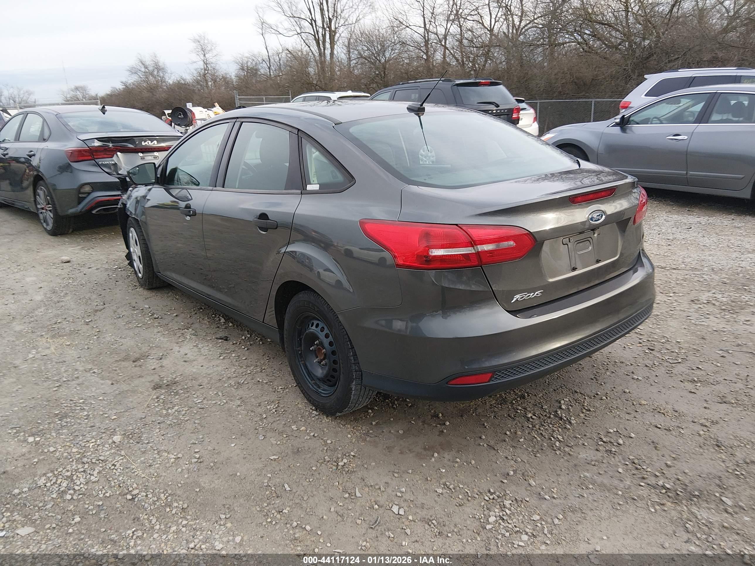 FORD FOCUS image 3