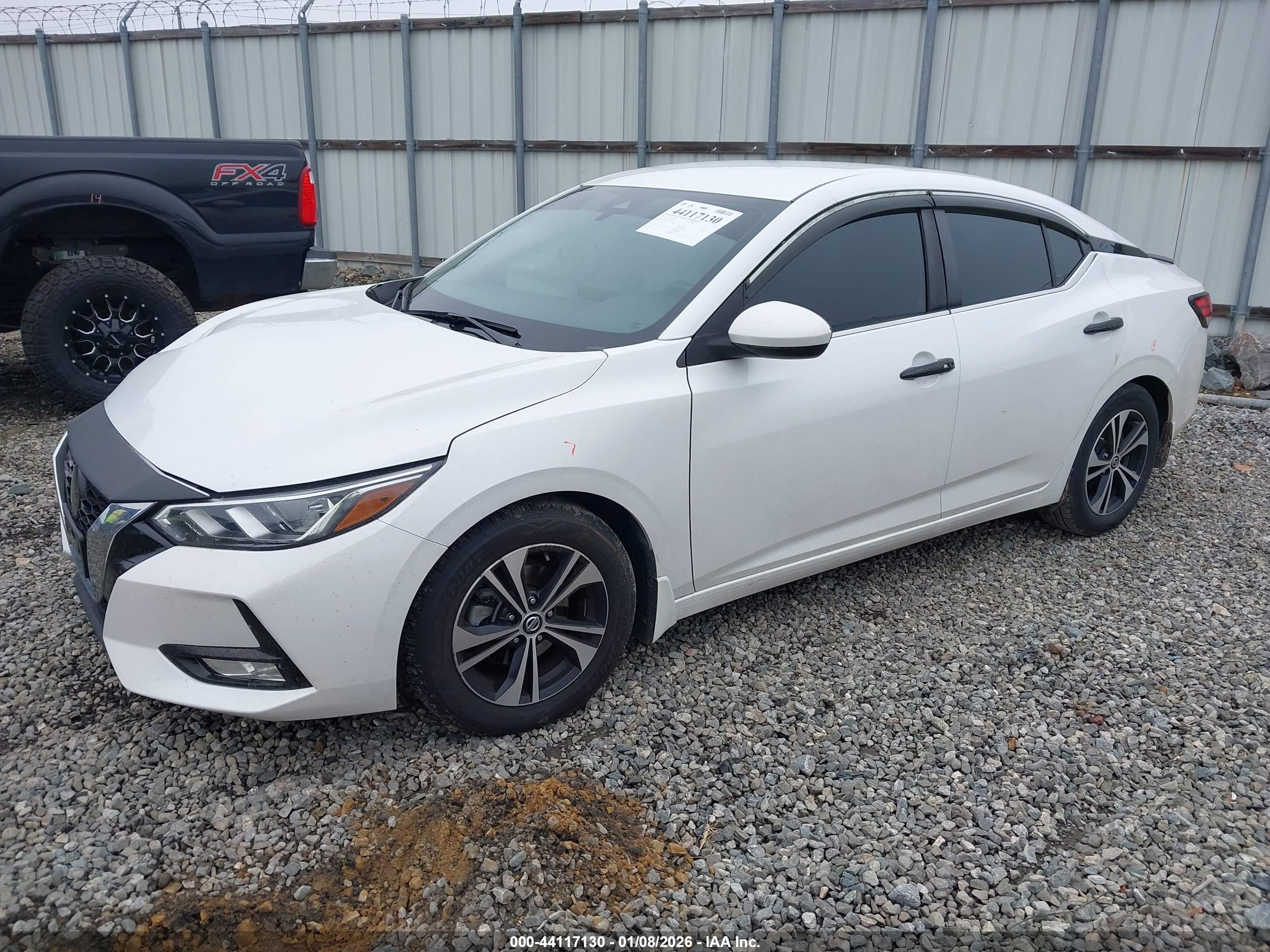 NISSAN SENTRA image 2