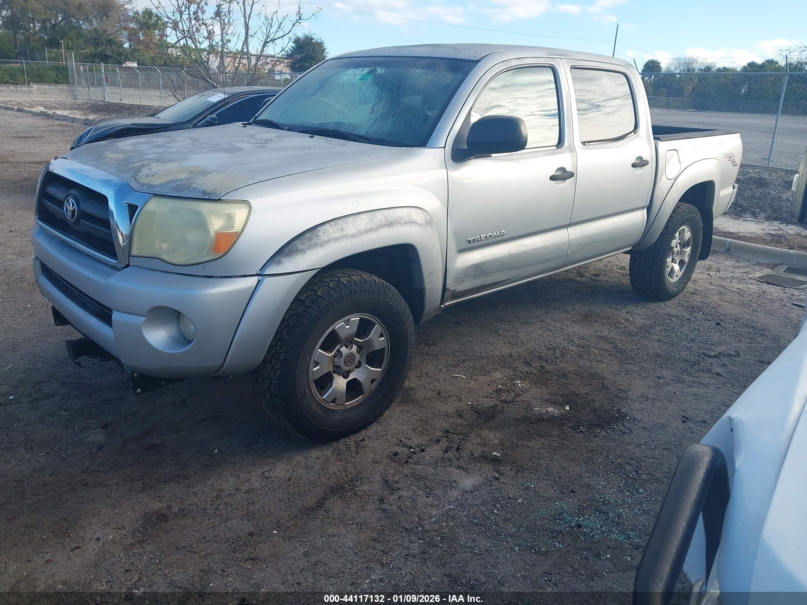 TOYOTA TACOMA image 2