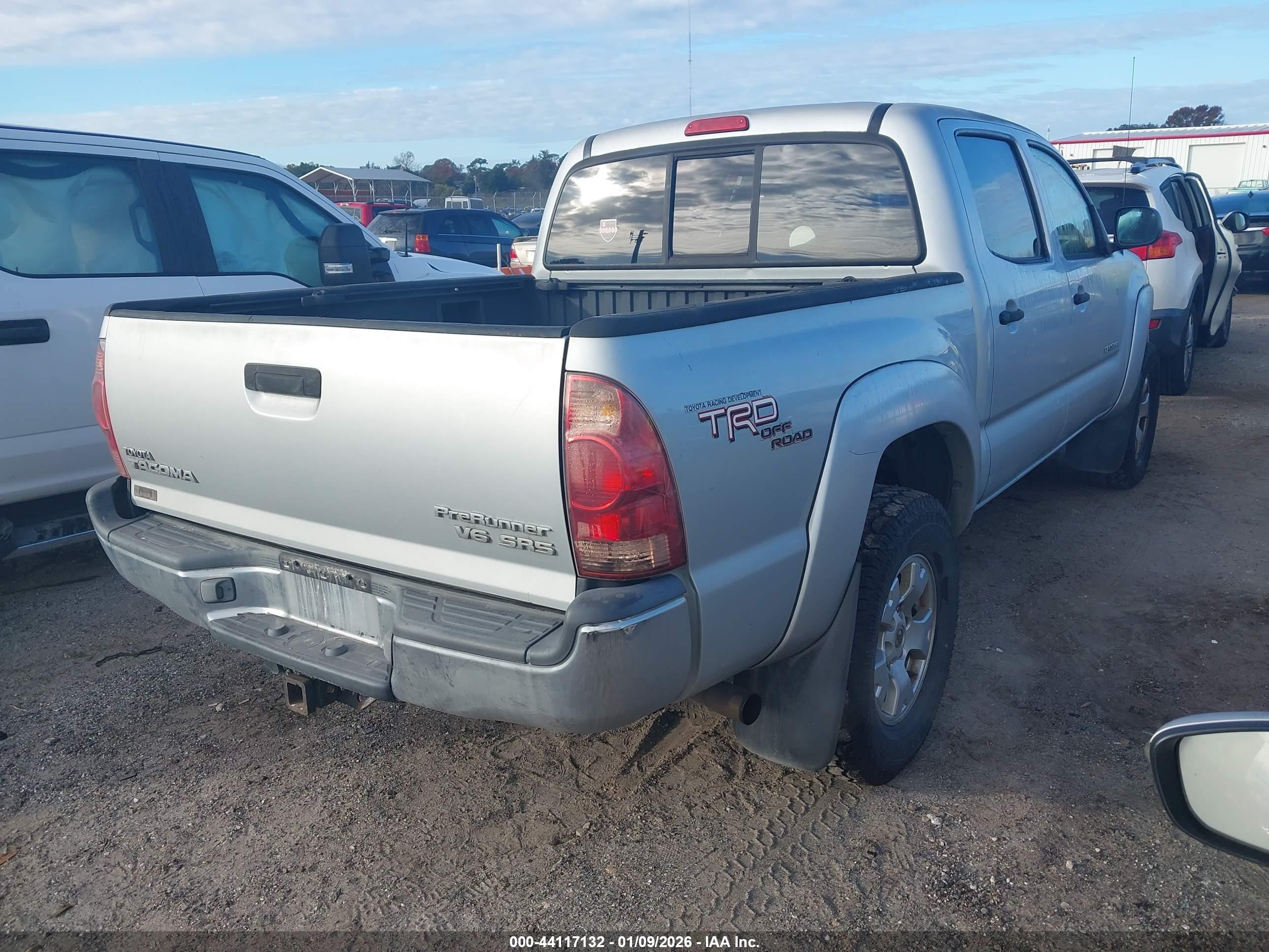 TOYOTA TACOMA image 4