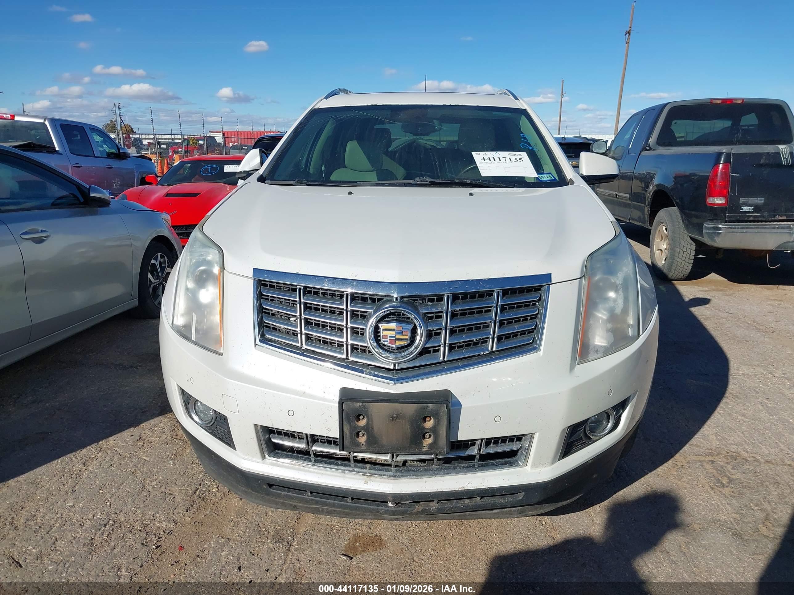 CADILLAC SRX image 6