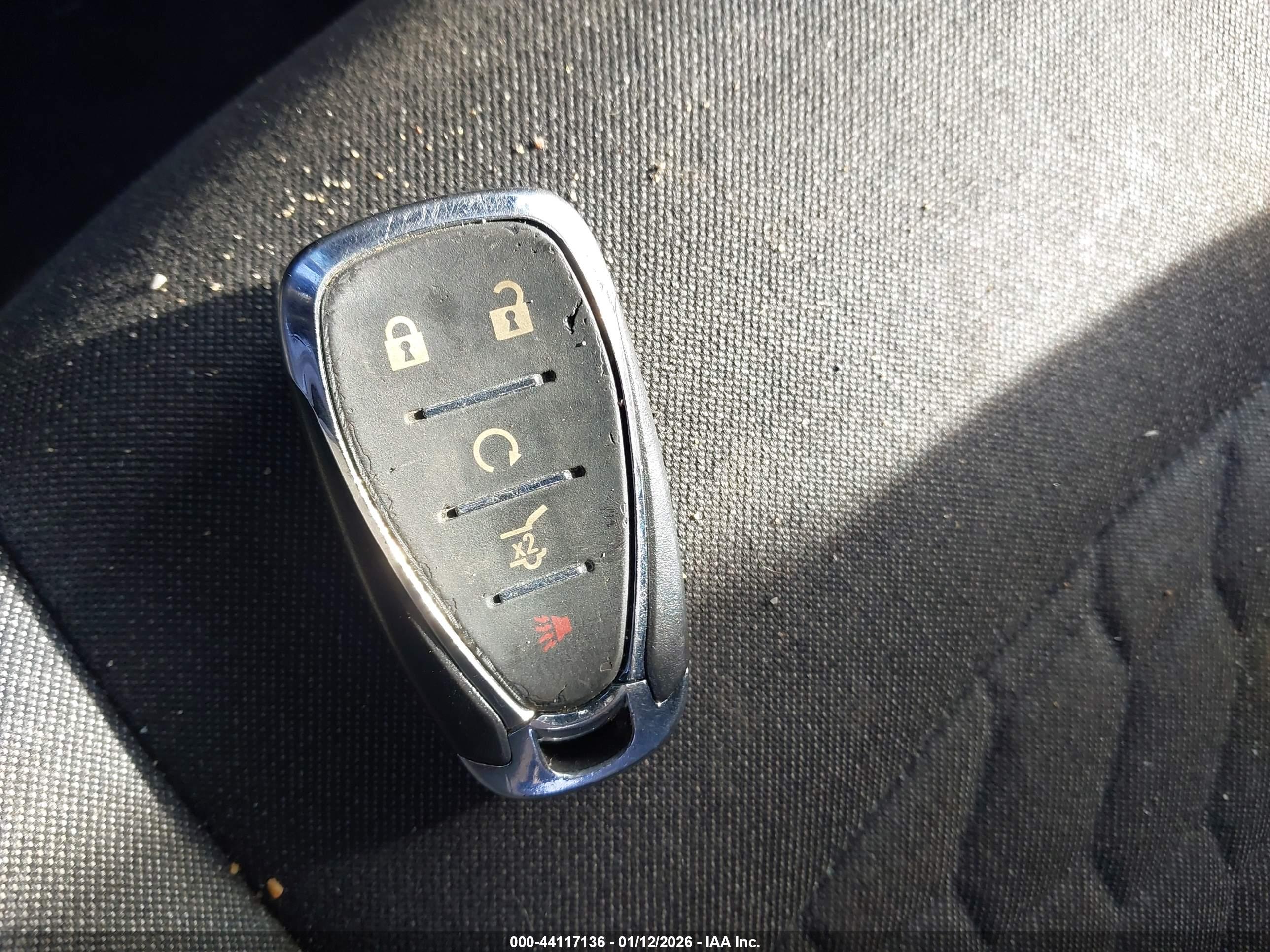 CHEVROLET EQUINOX image 11
