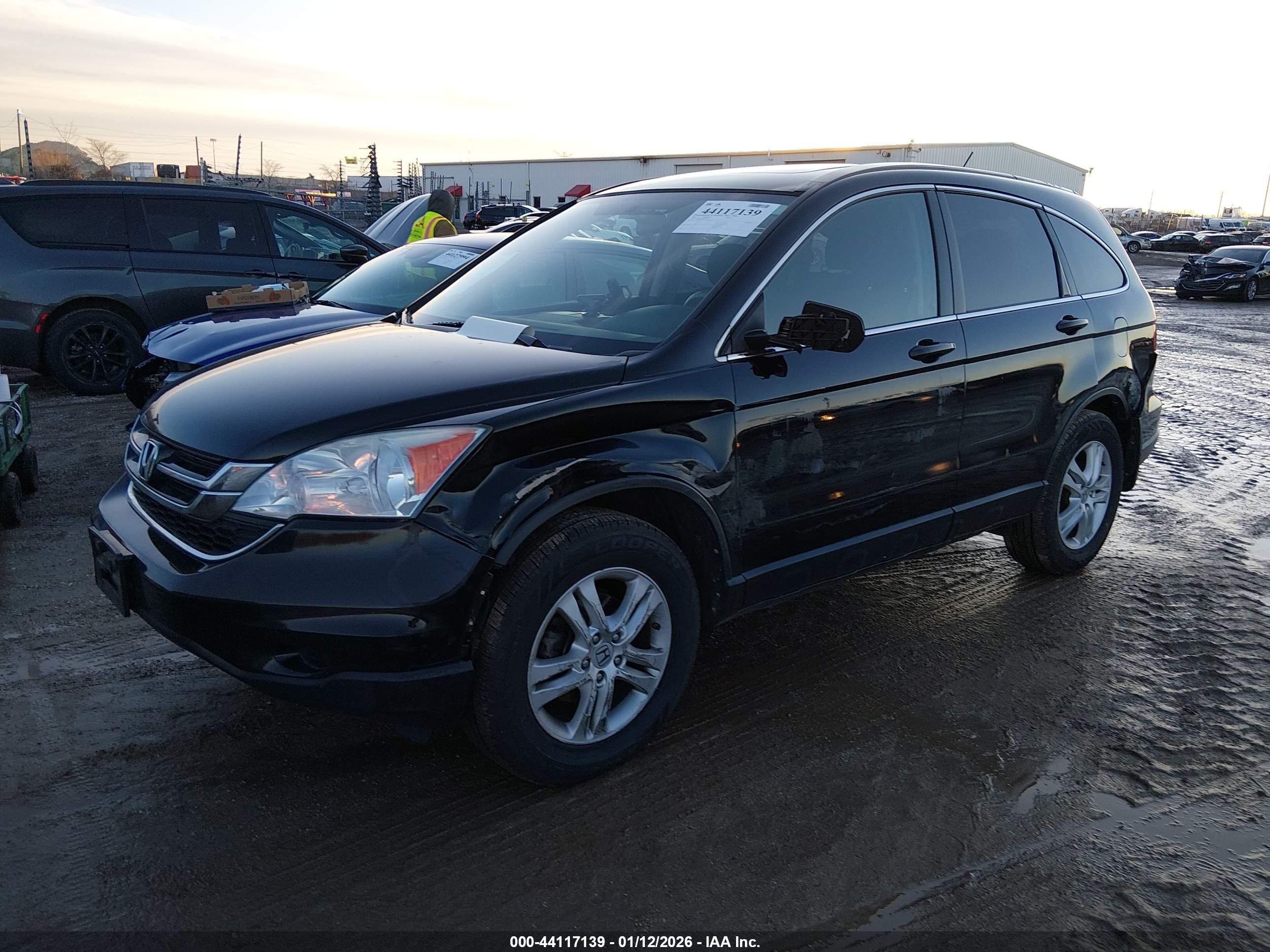 HONDA CR-V image 2