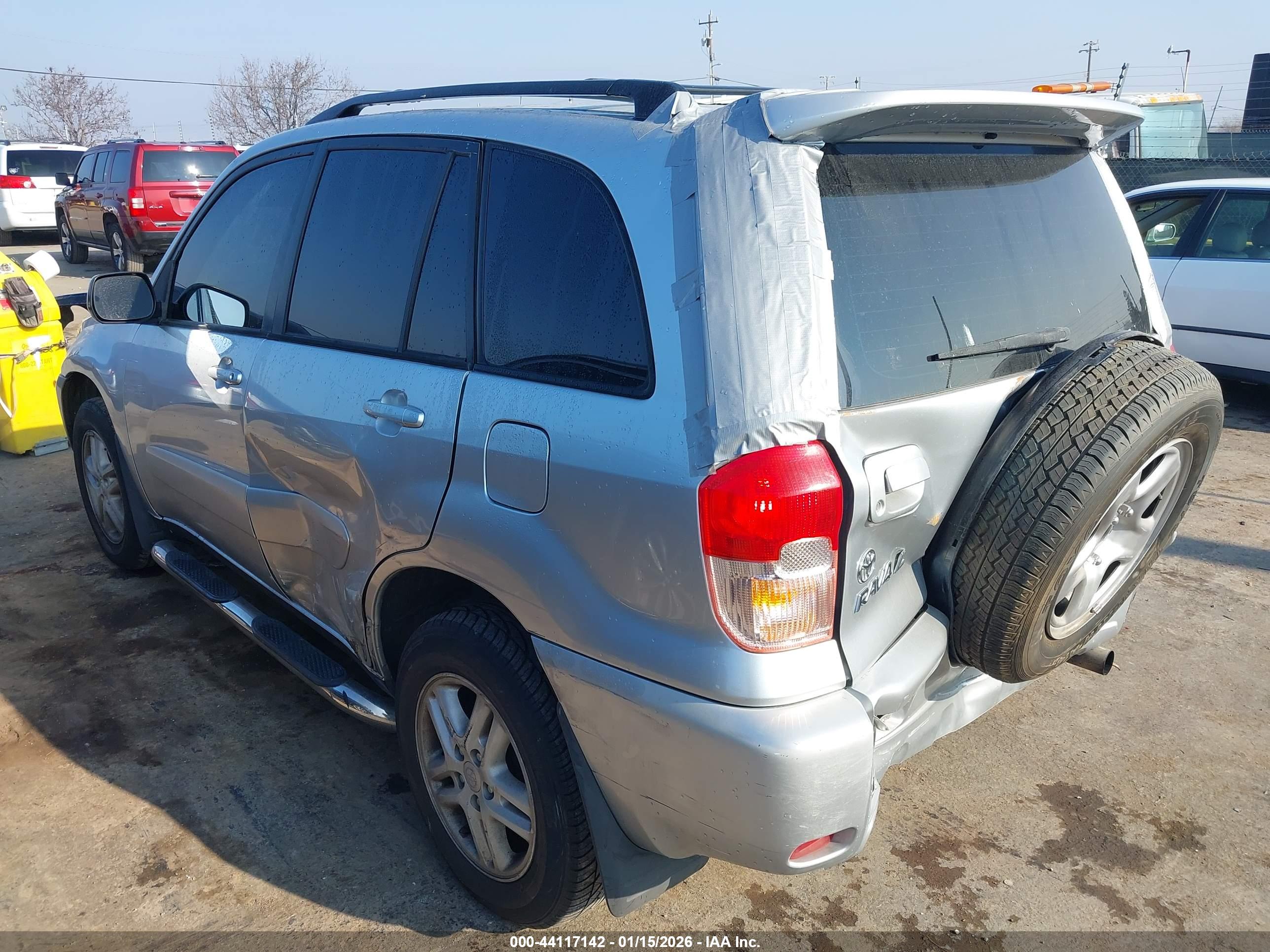 TOYOTA RAV4 image 3
