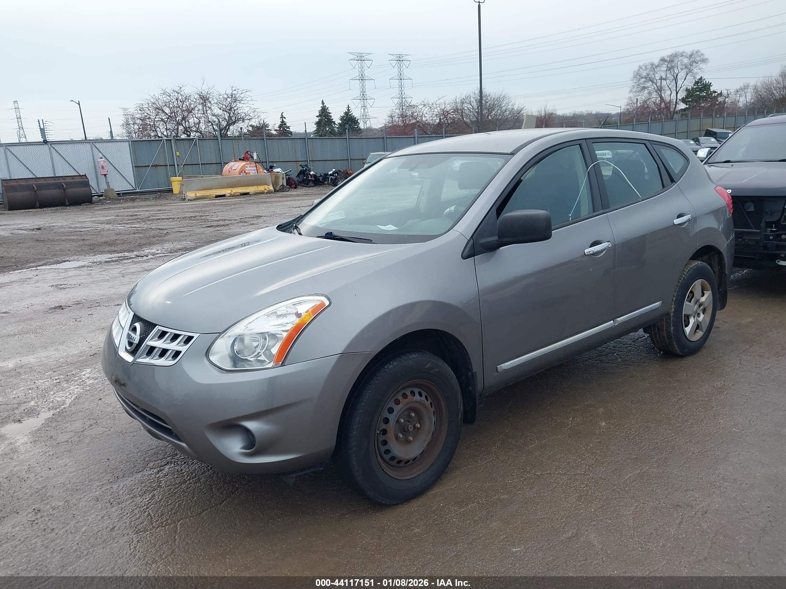 NISSAN ROGUE image 2