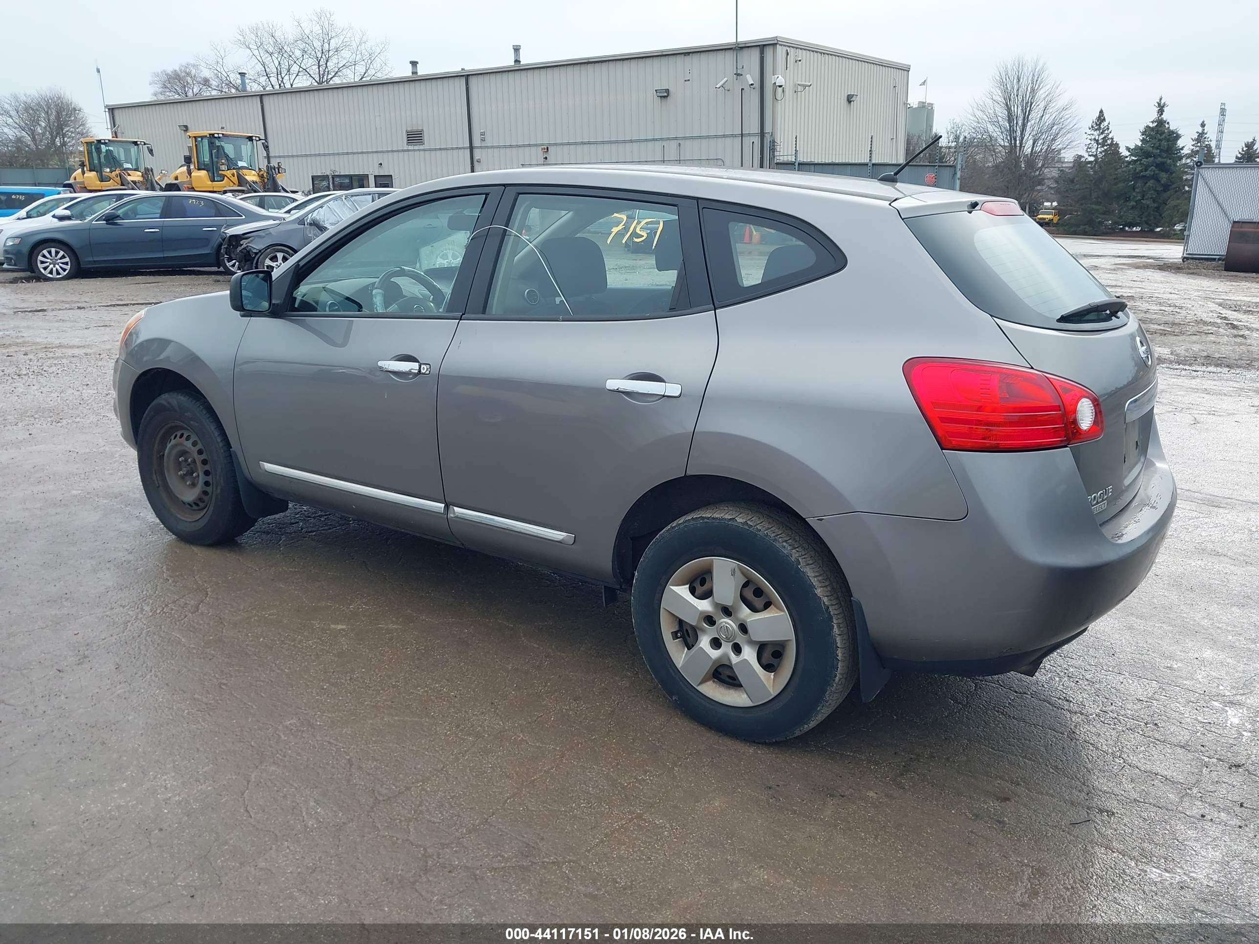 NISSAN ROGUE image 3