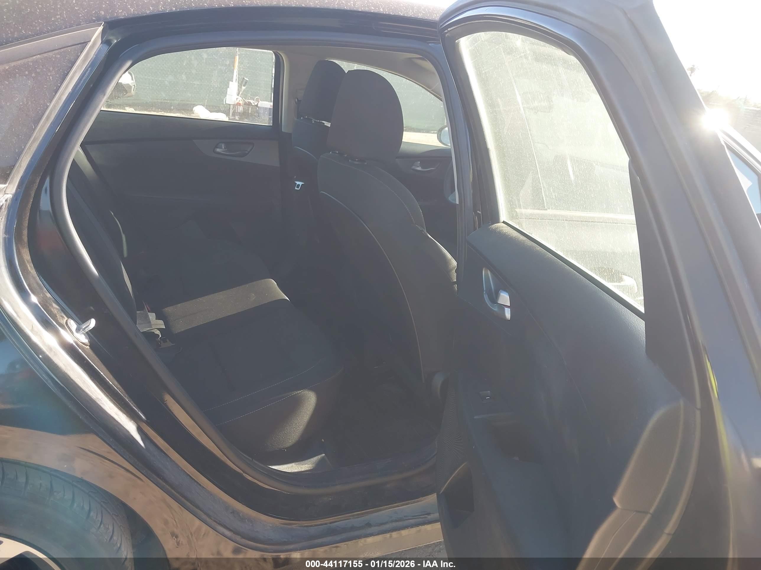 KIA FORTE image 8