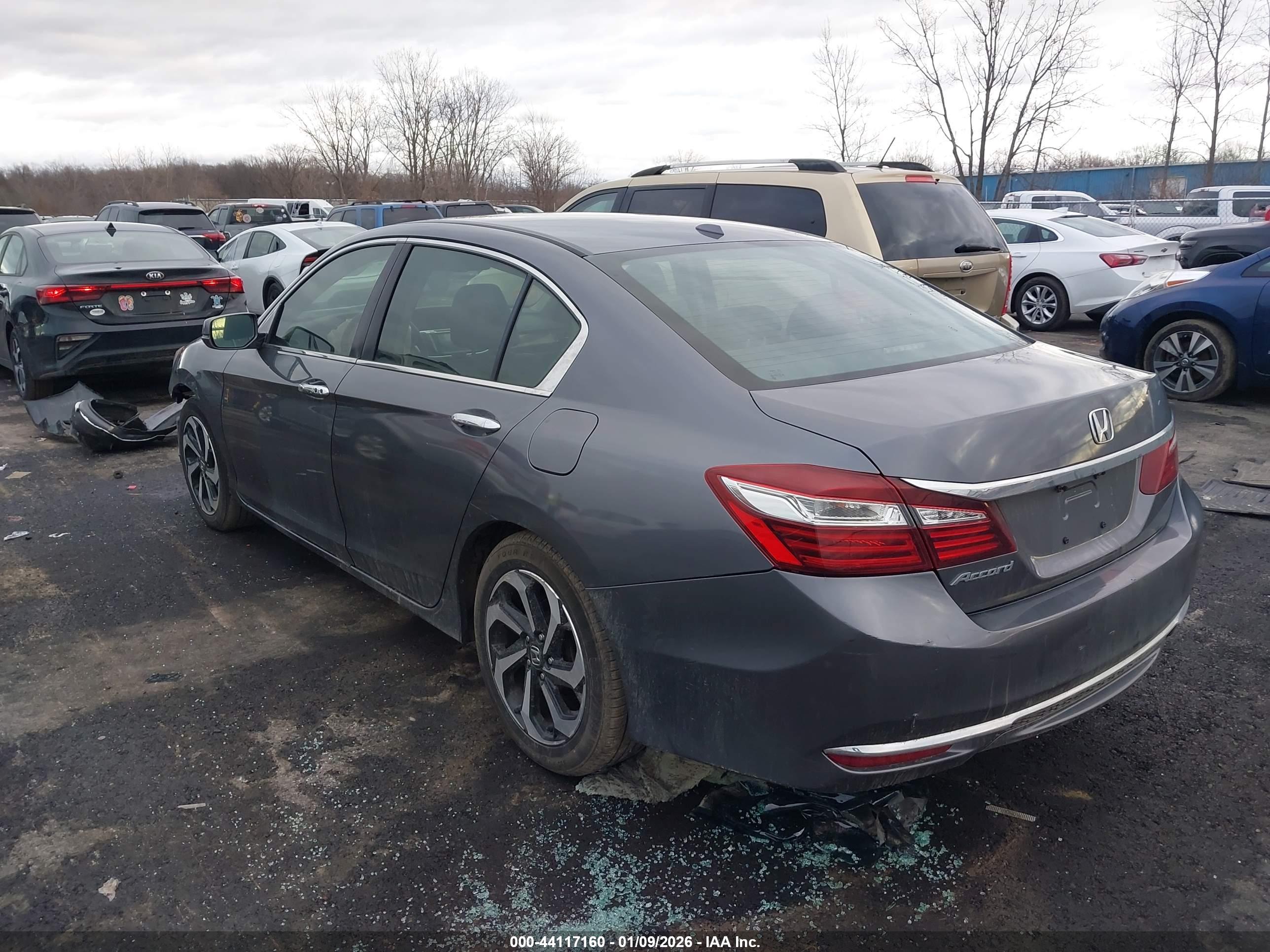 HONDA ACCORD image 3