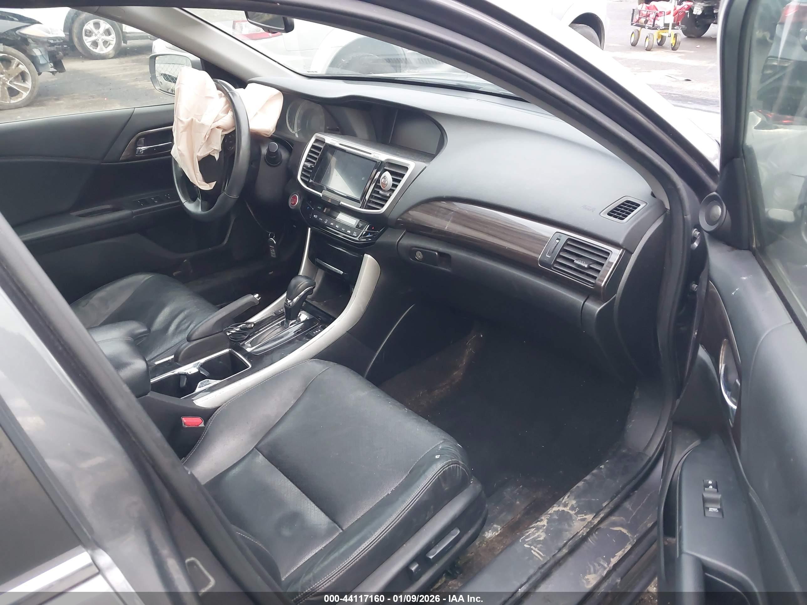 HONDA ACCORD image 5