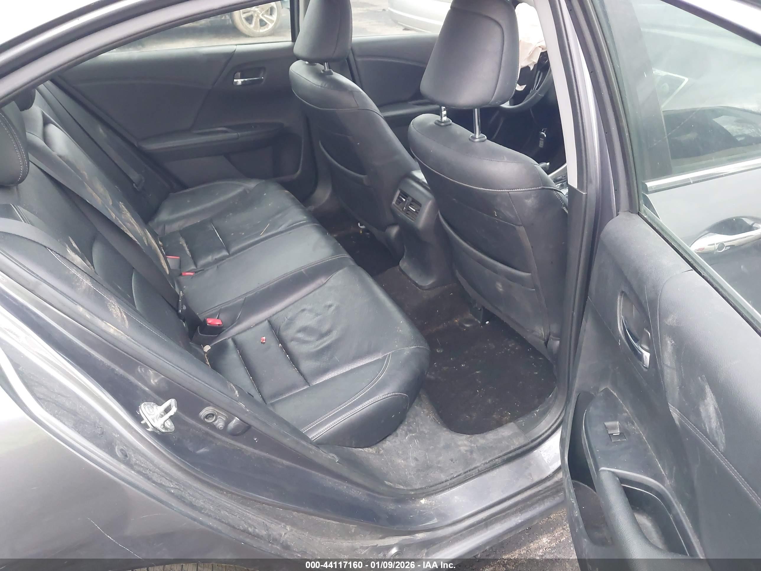 HONDA ACCORD image 8