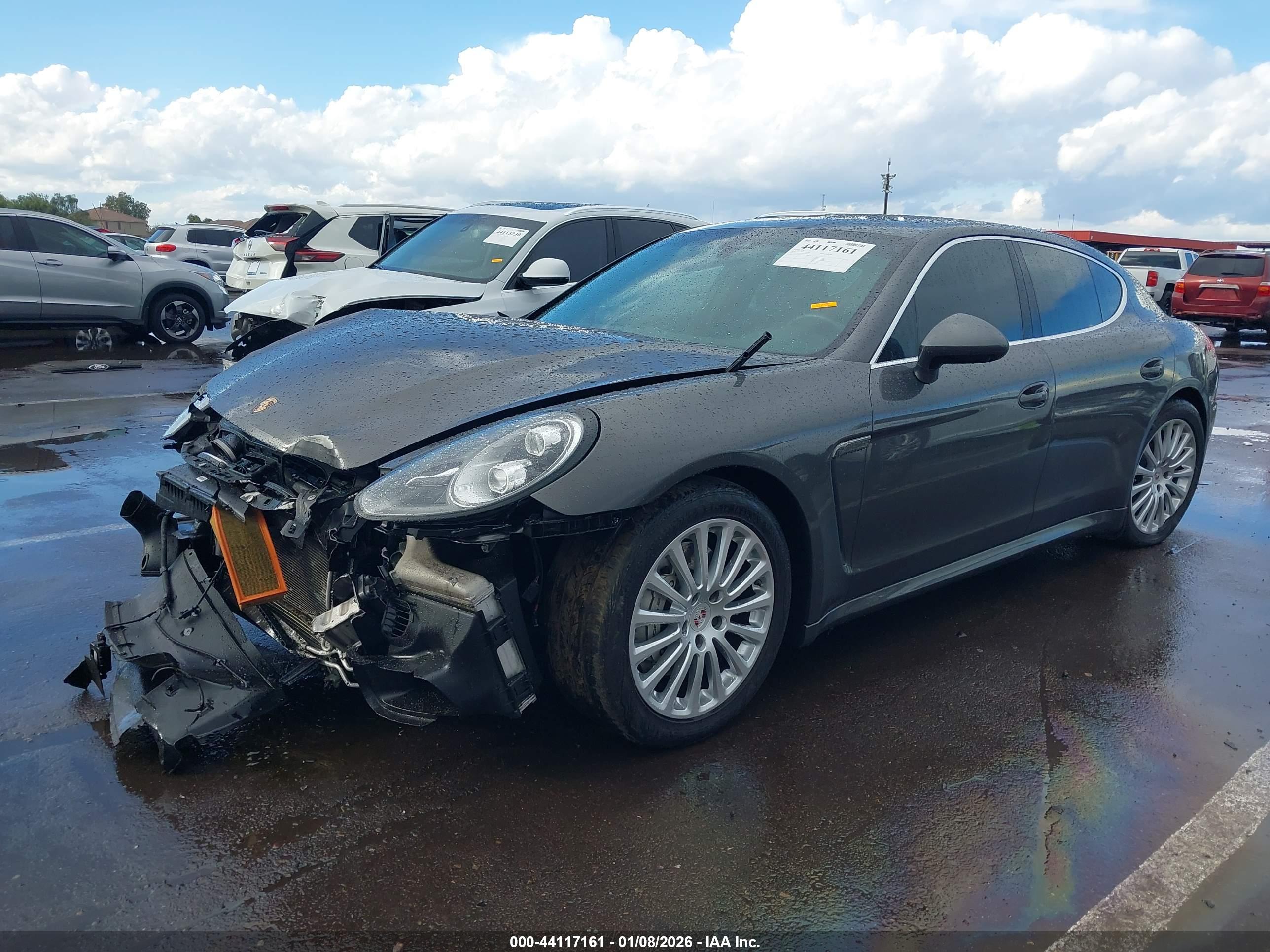 PORSCHE PANAMERA image 2