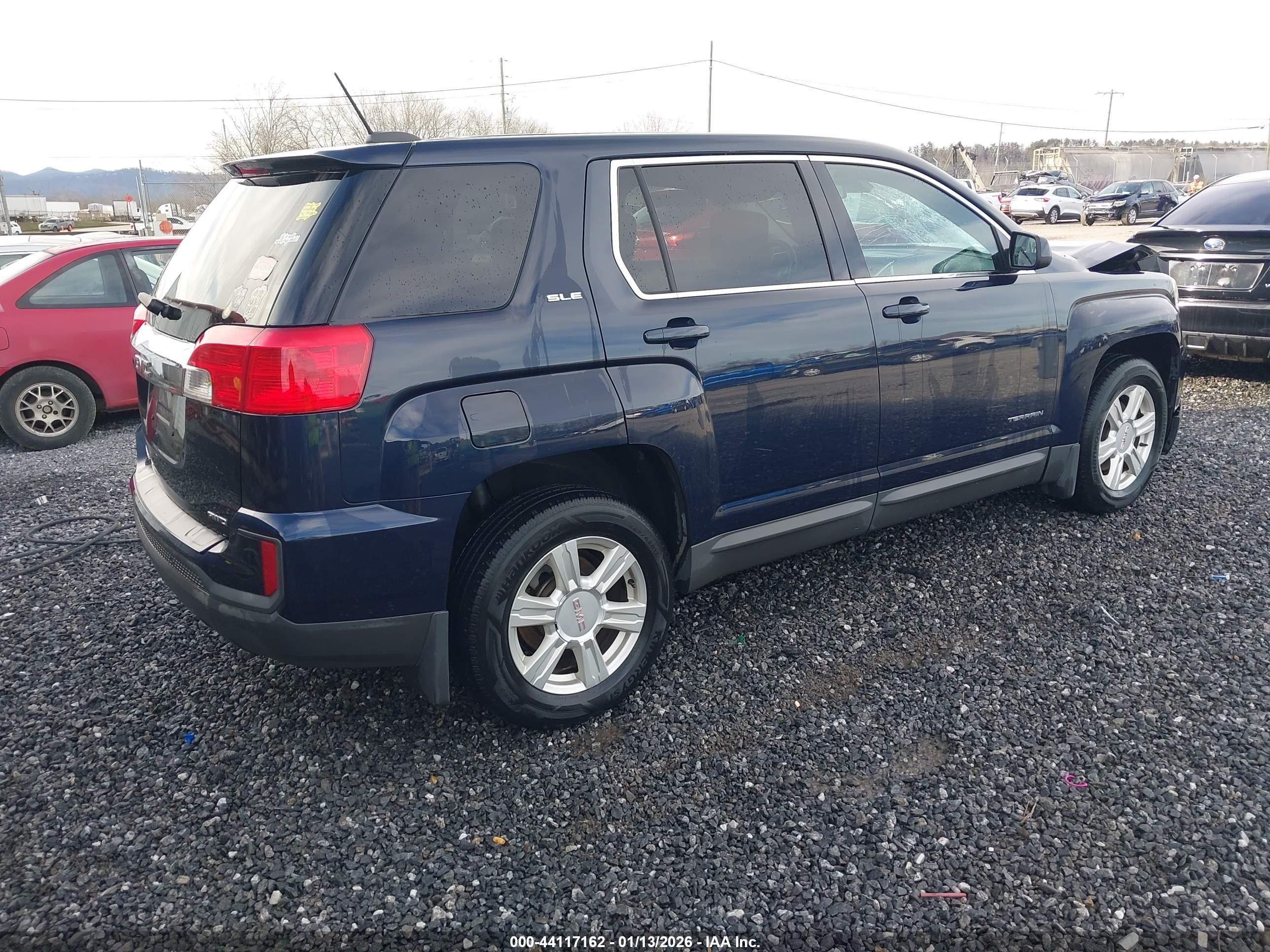 GMC TERRAIN image 4
