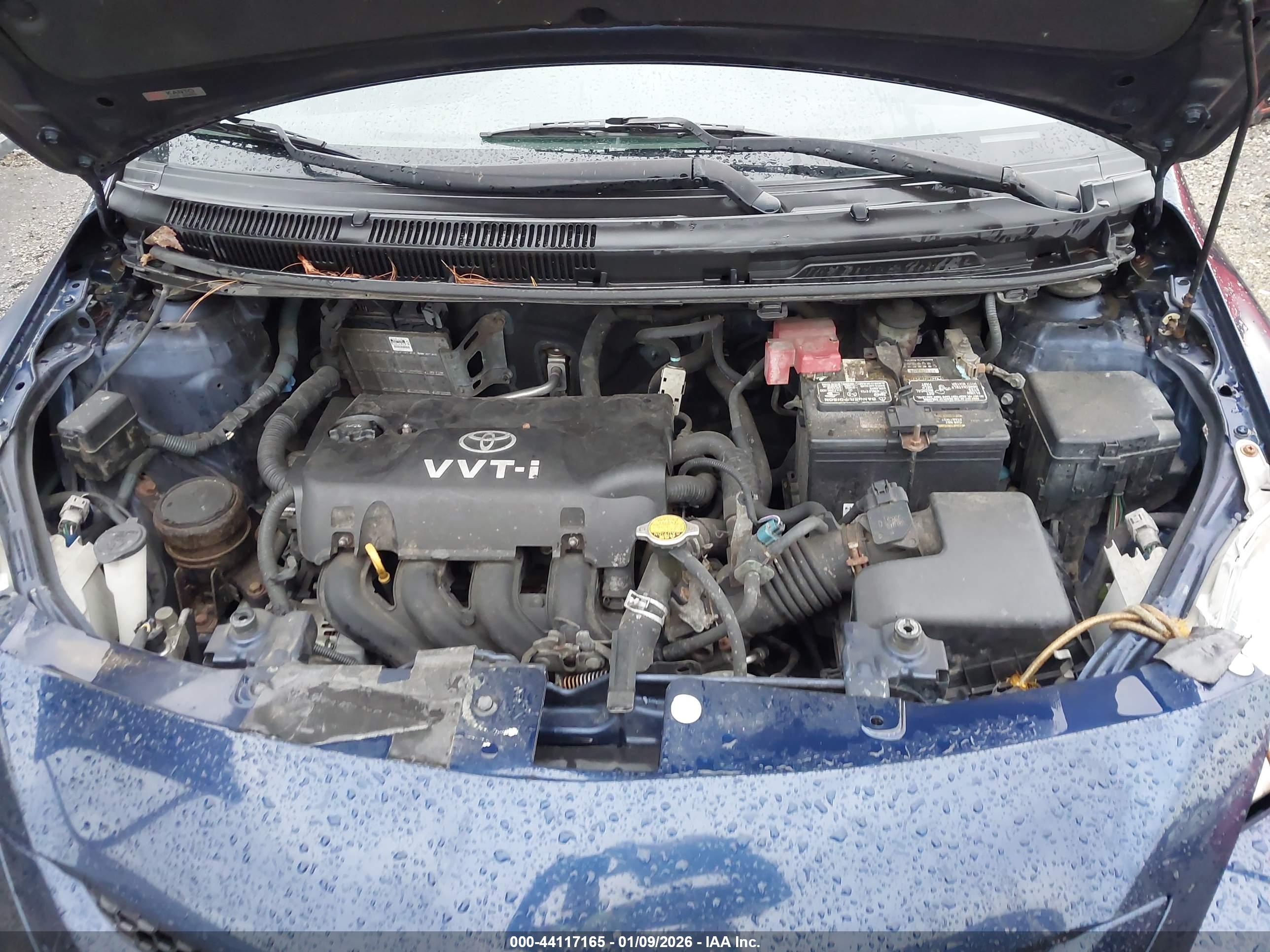 TOYOTA YARIS image 10