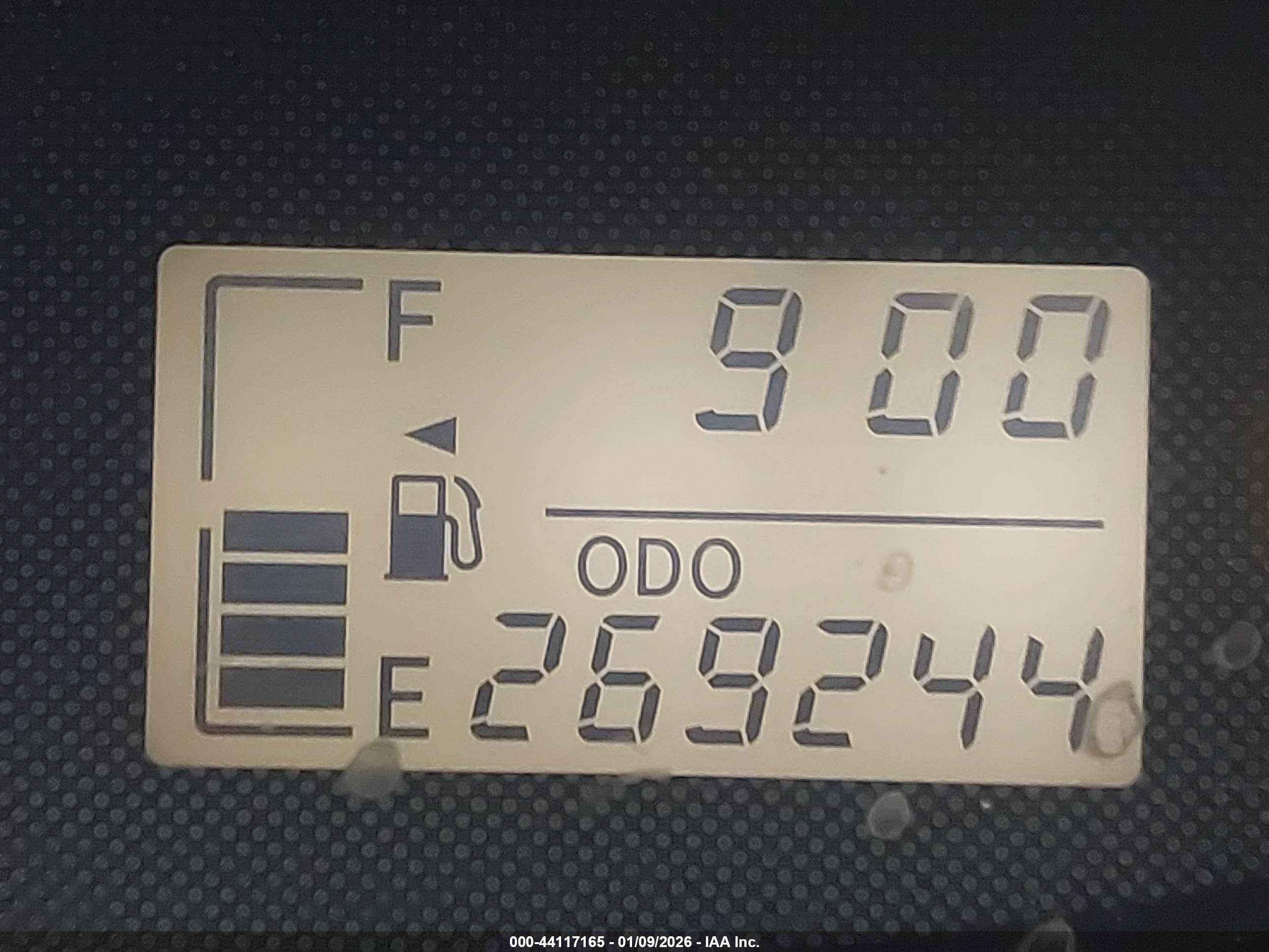 TOYOTA YARIS image 7