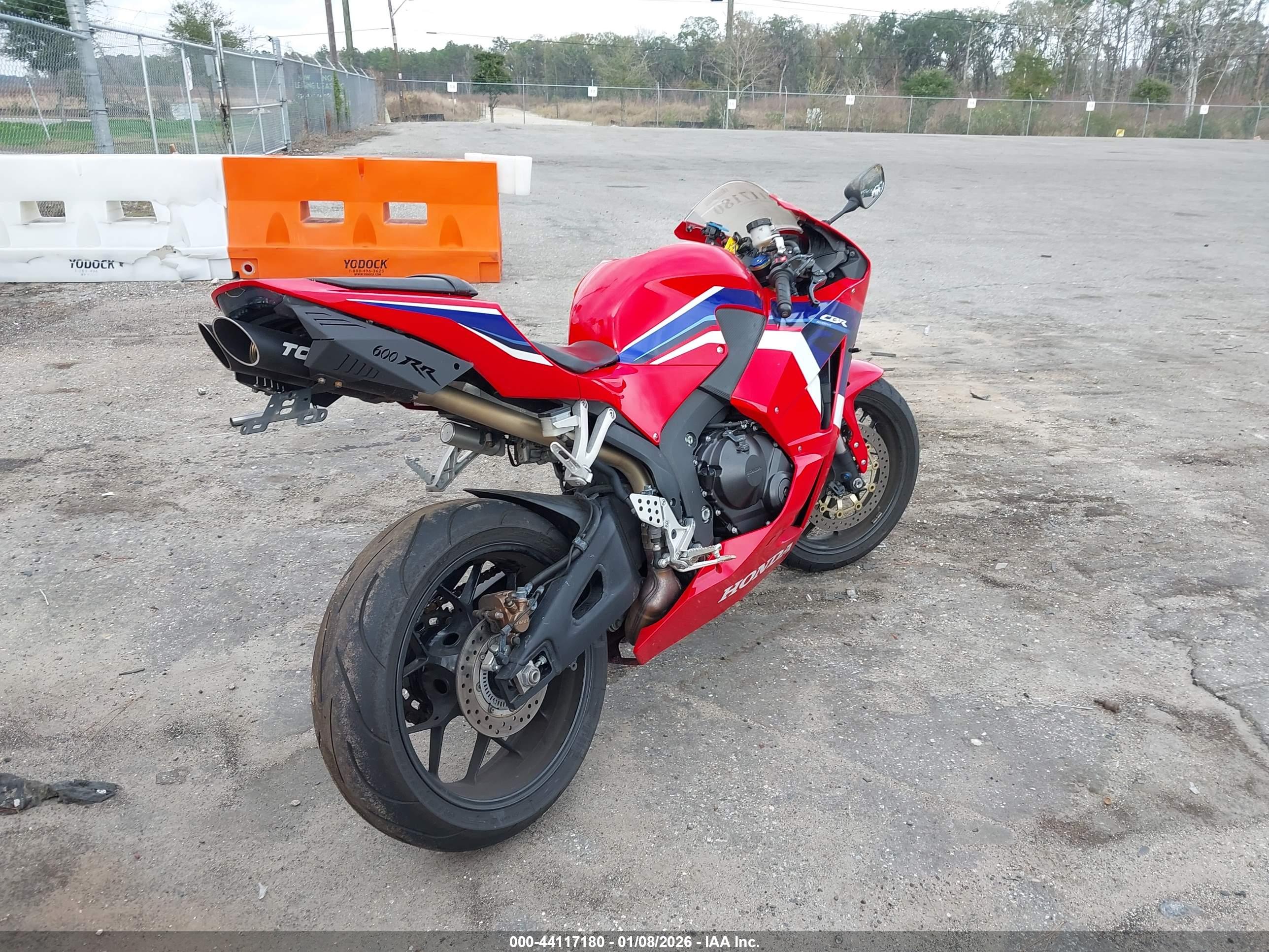 HONDA CBR600 image 4