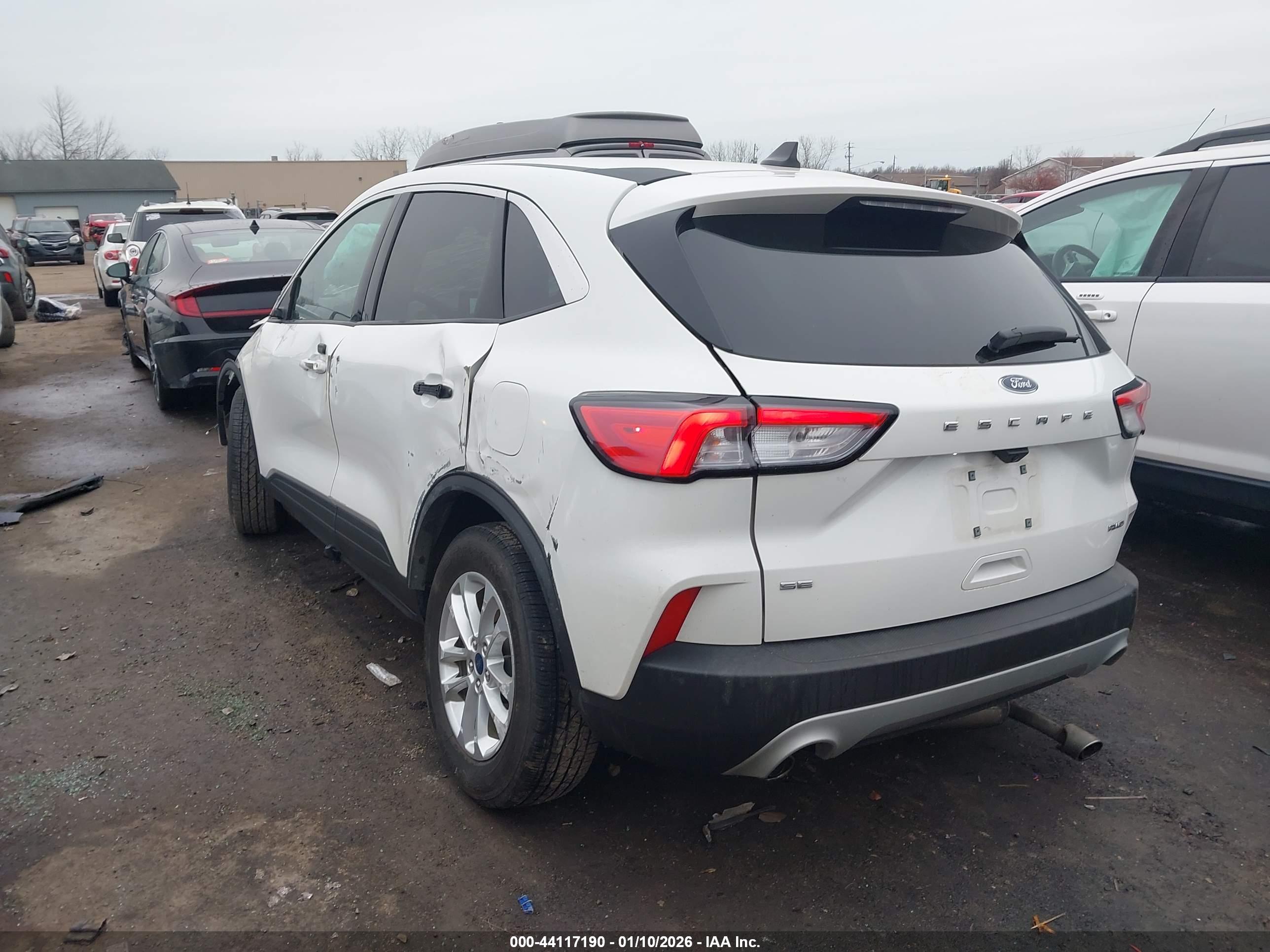 FORD ESCAPE image 3