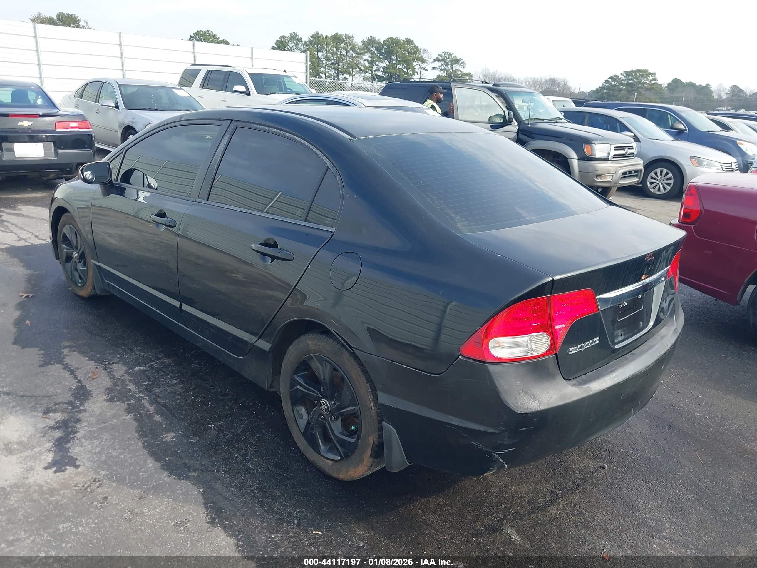 HONDA CIVIC image 3