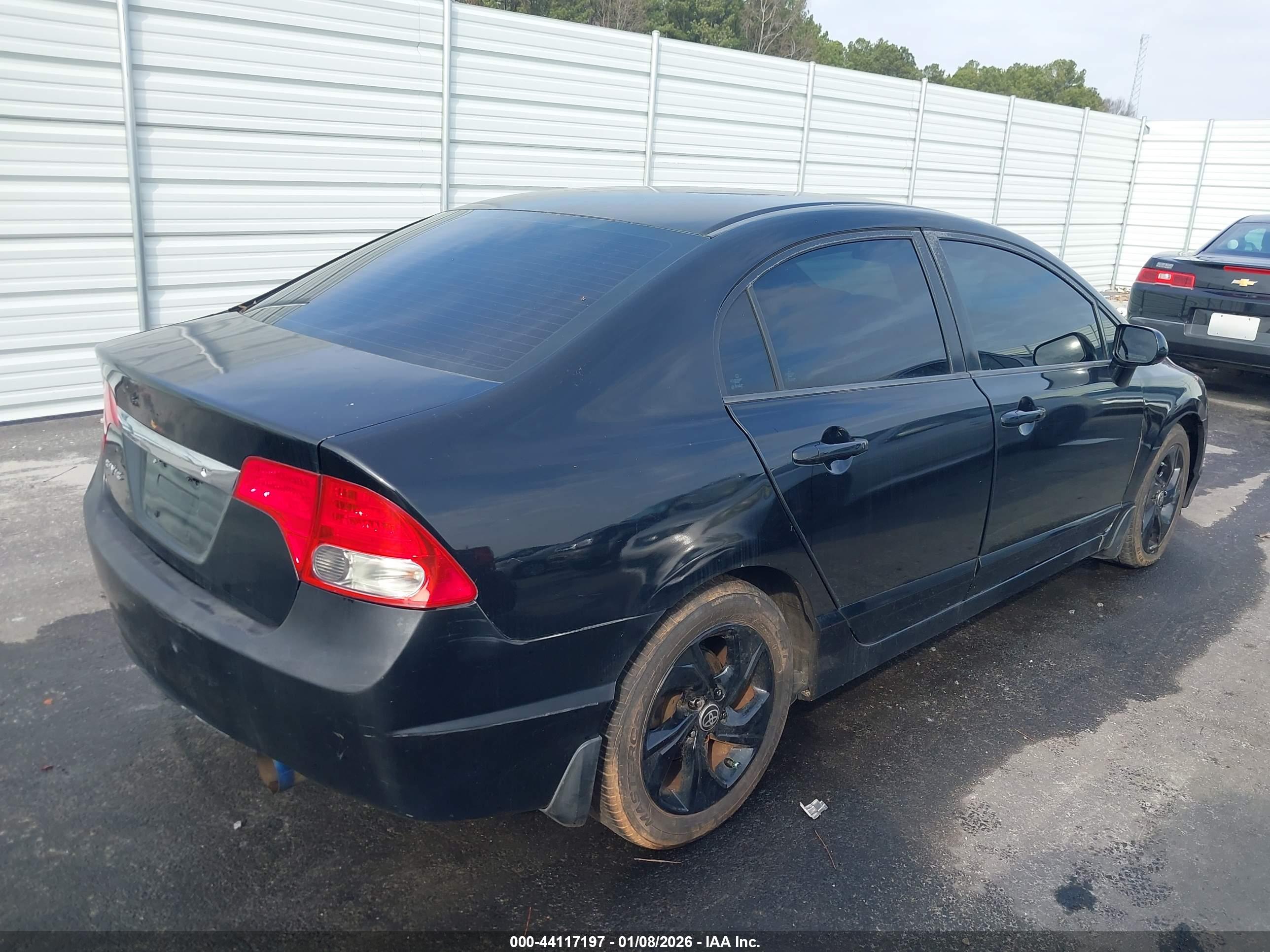HONDA CIVIC image 4