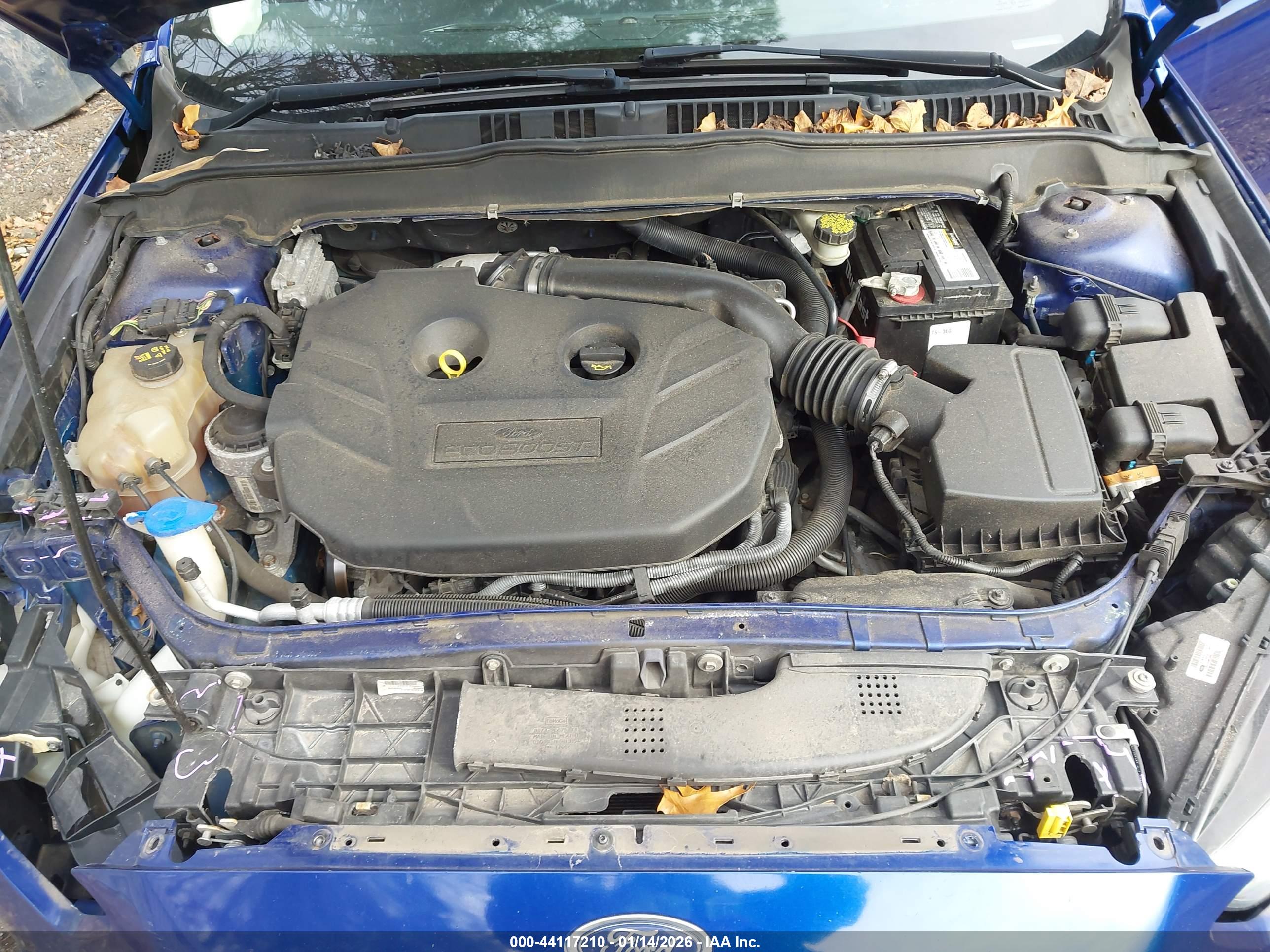 FORD FUSION image 10