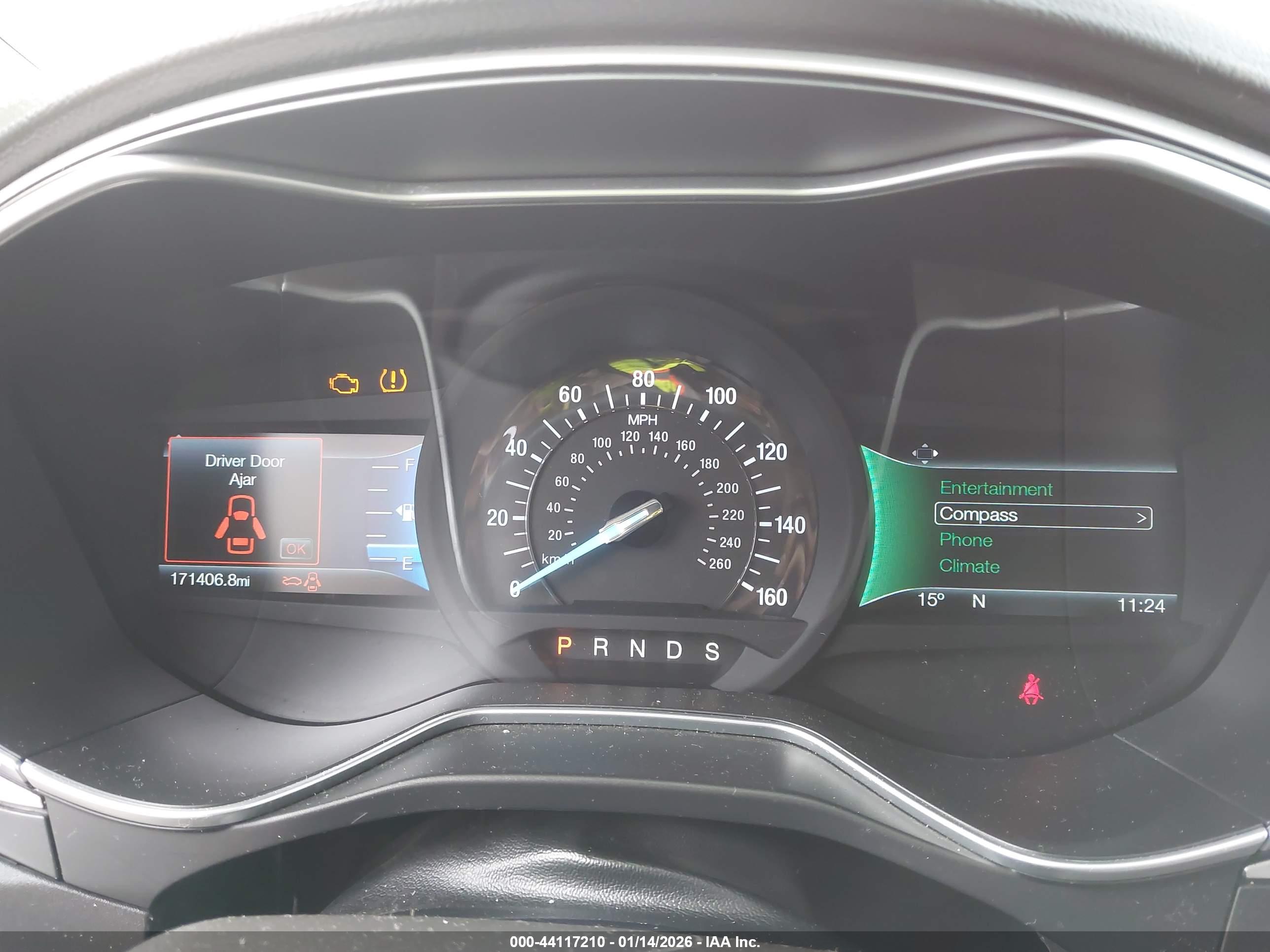 FORD FUSION image 7