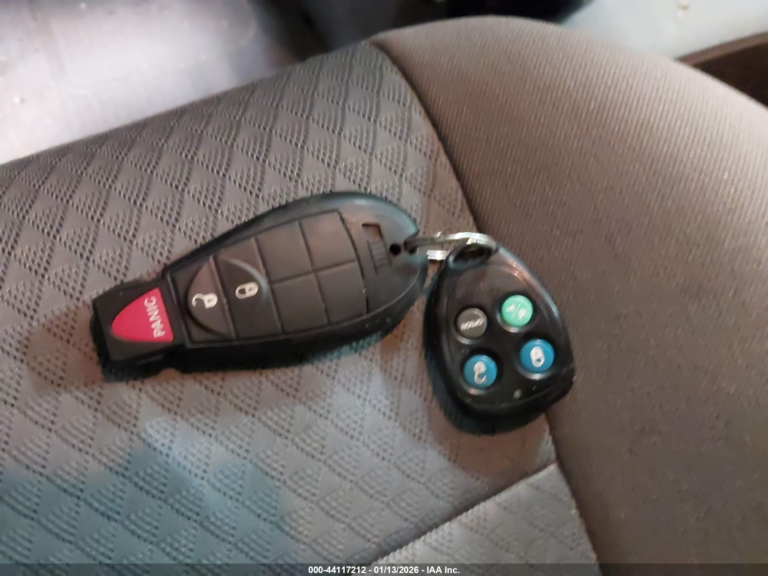CHRYSLER TOWN image 11