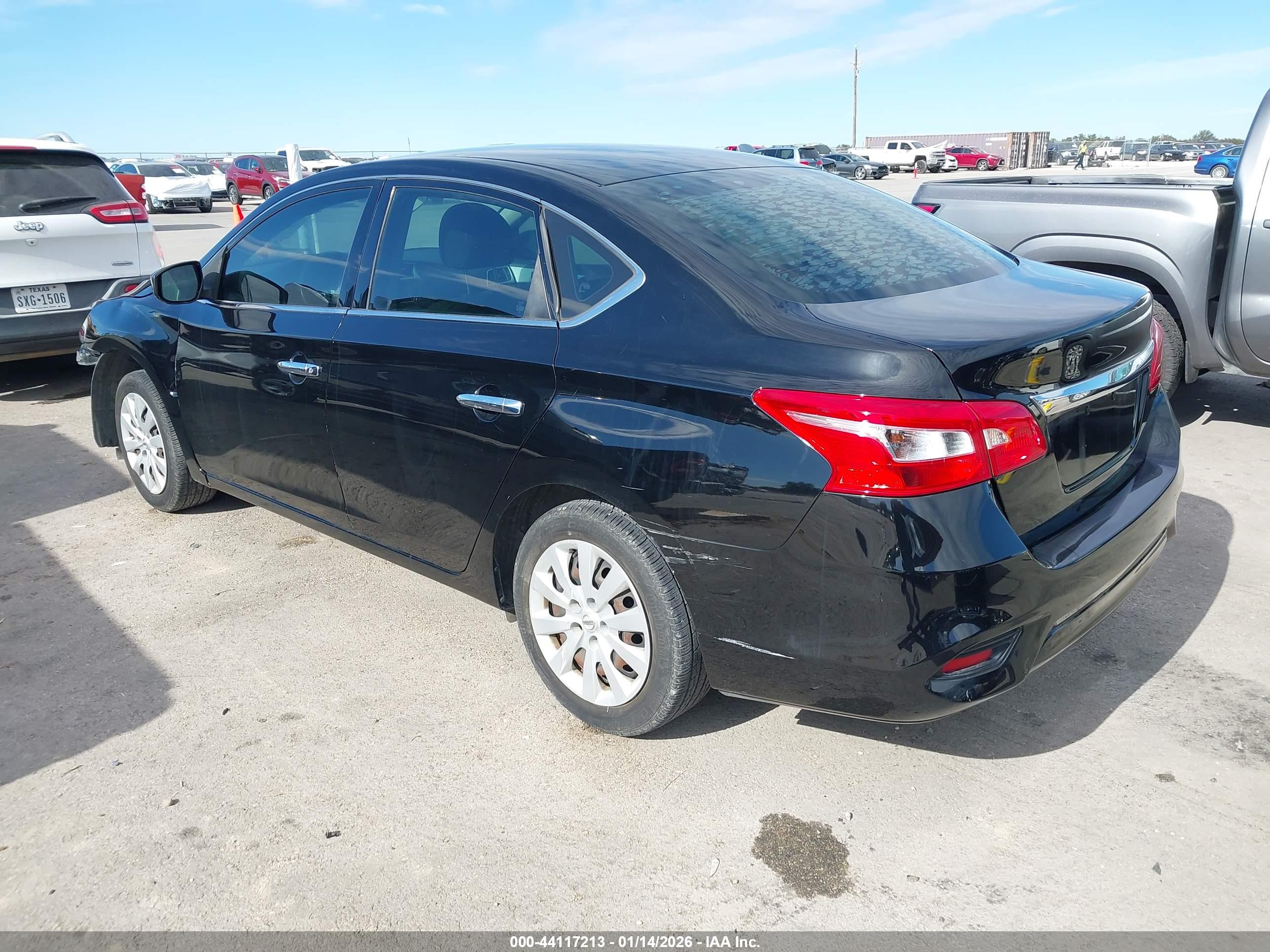 NISSAN SENTRA image 3
