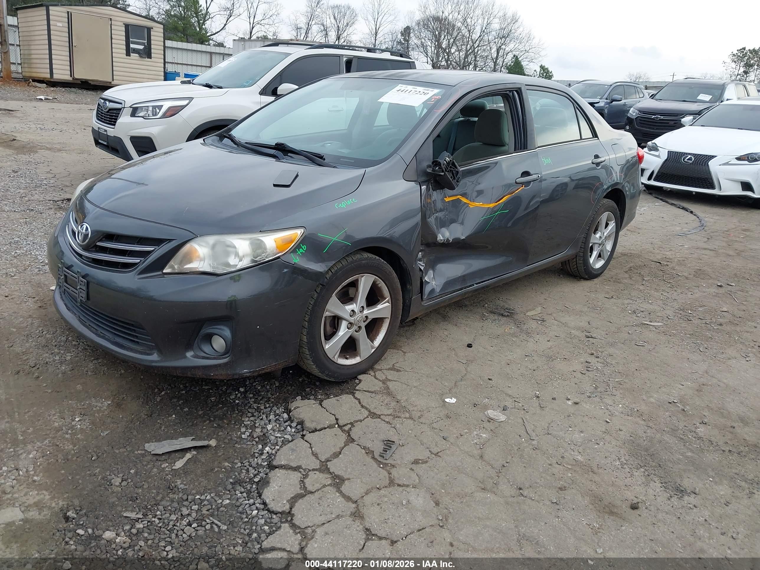 TOYOTA COROLLA image 2