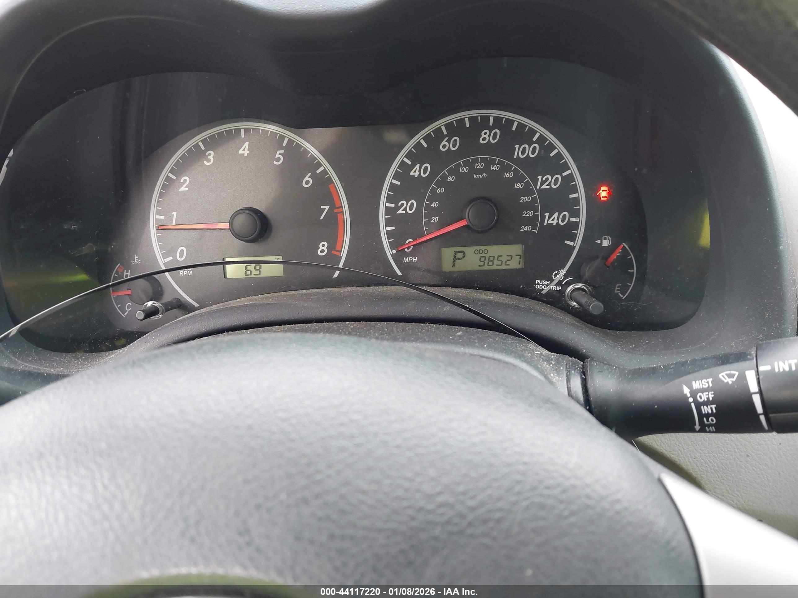TOYOTA COROLLA image 7