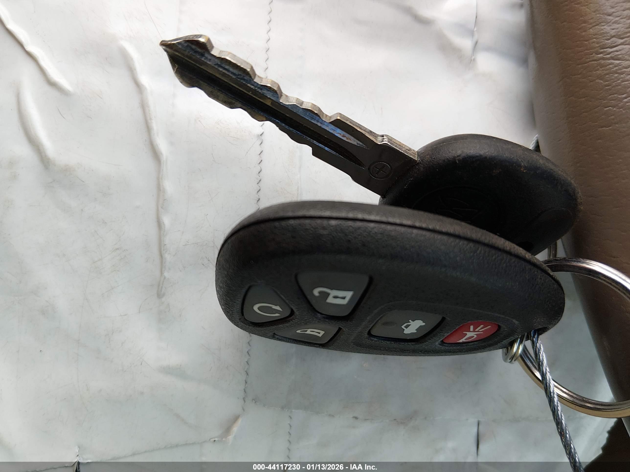 BUICK LUCERNE image 11
