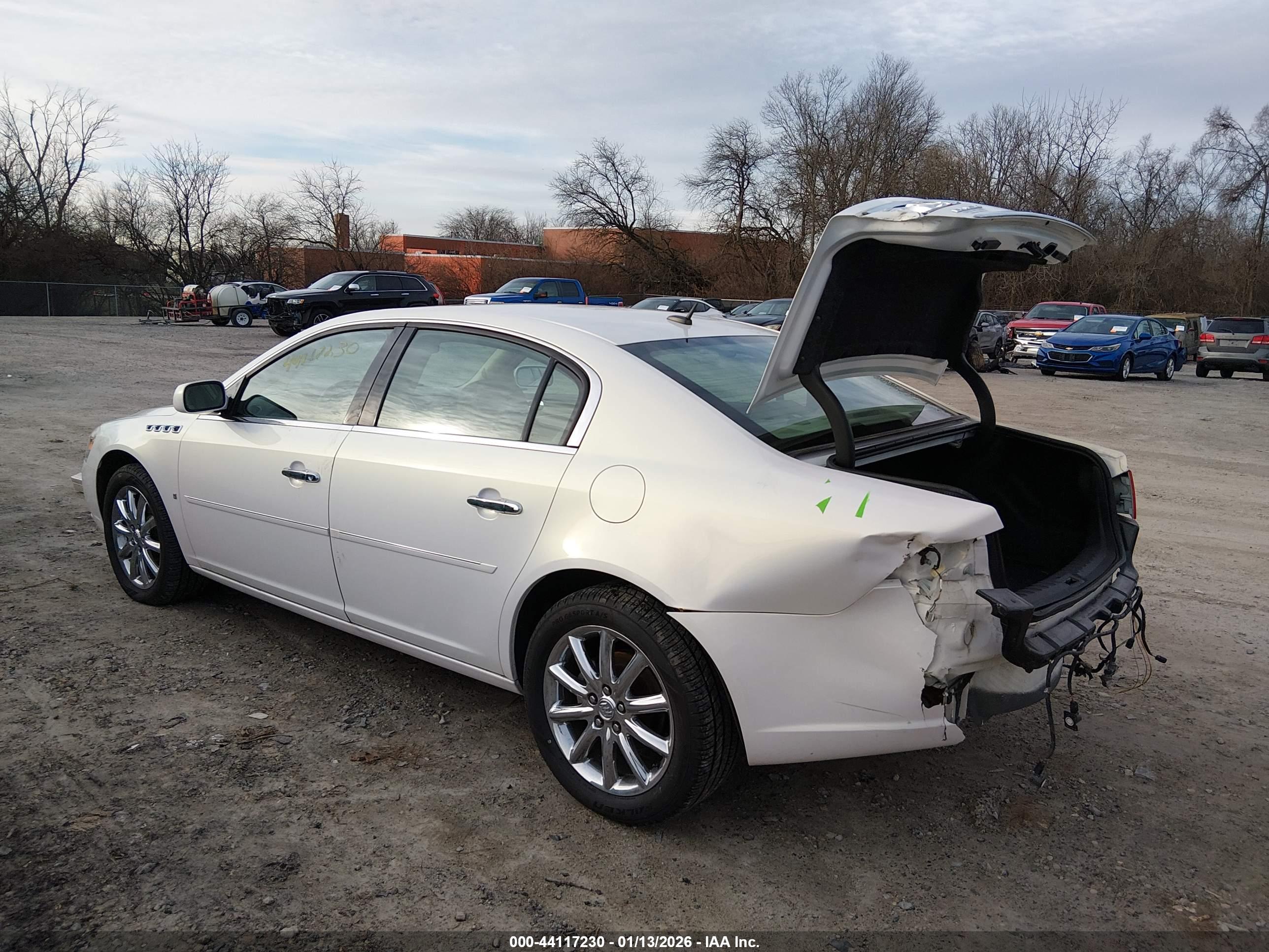 BUICK LUCERNE image 3