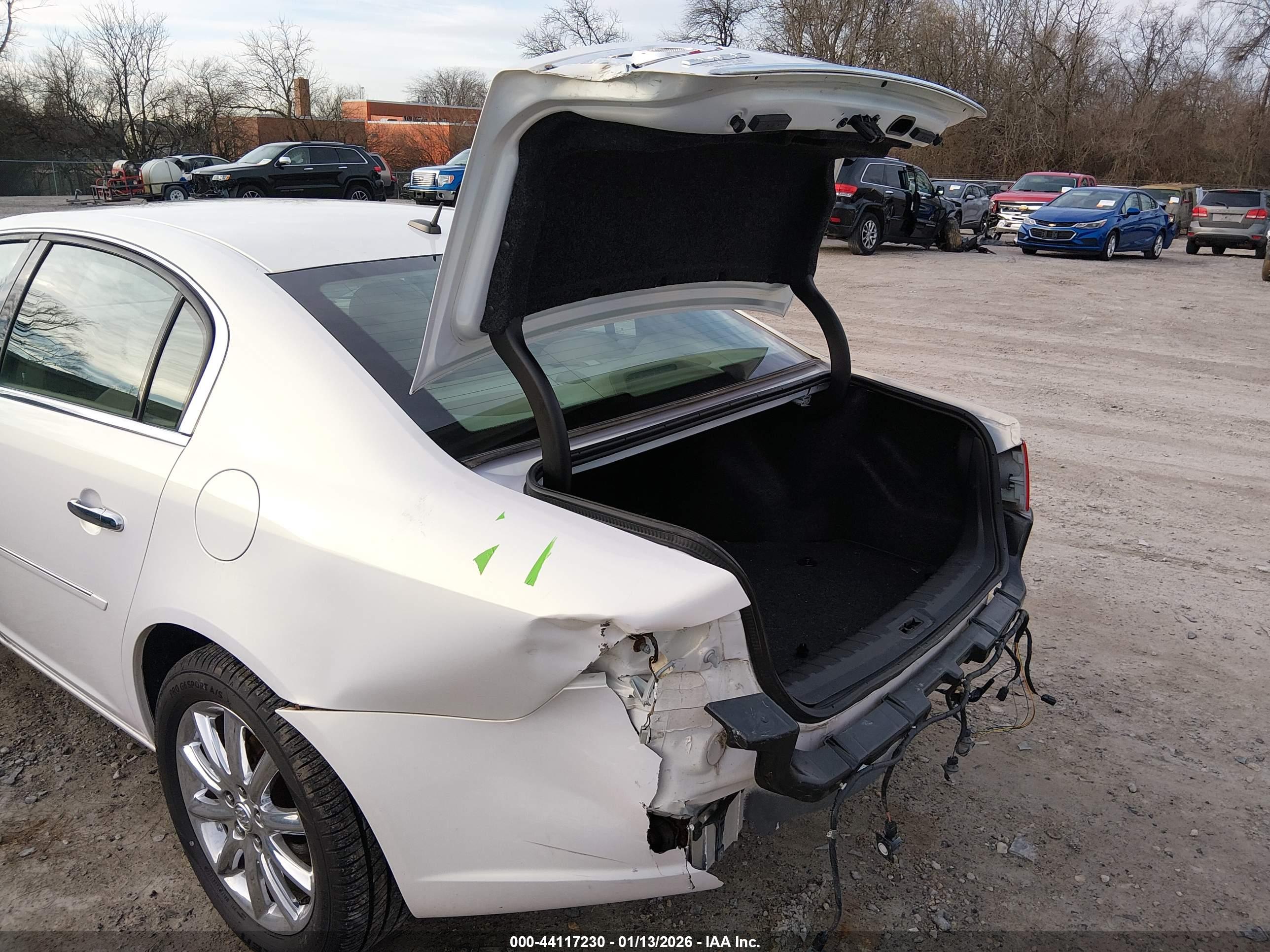 BUICK LUCERNE image 6