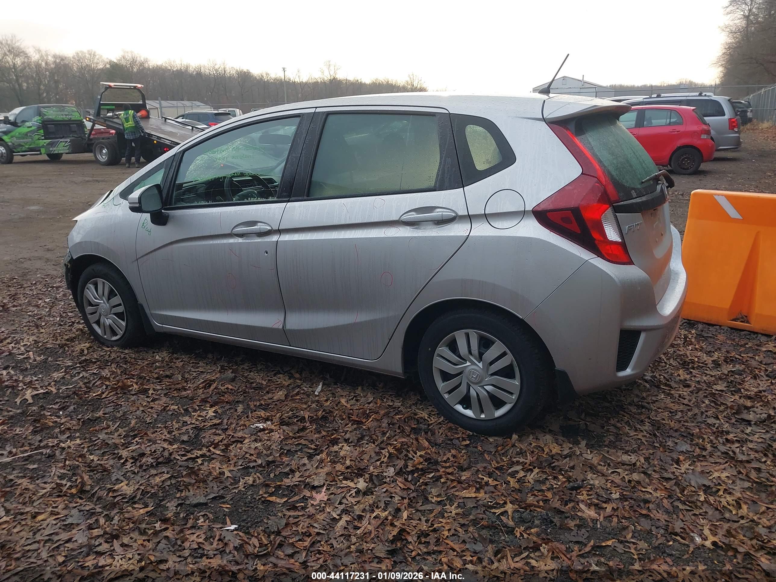 HONDA FIT image 3