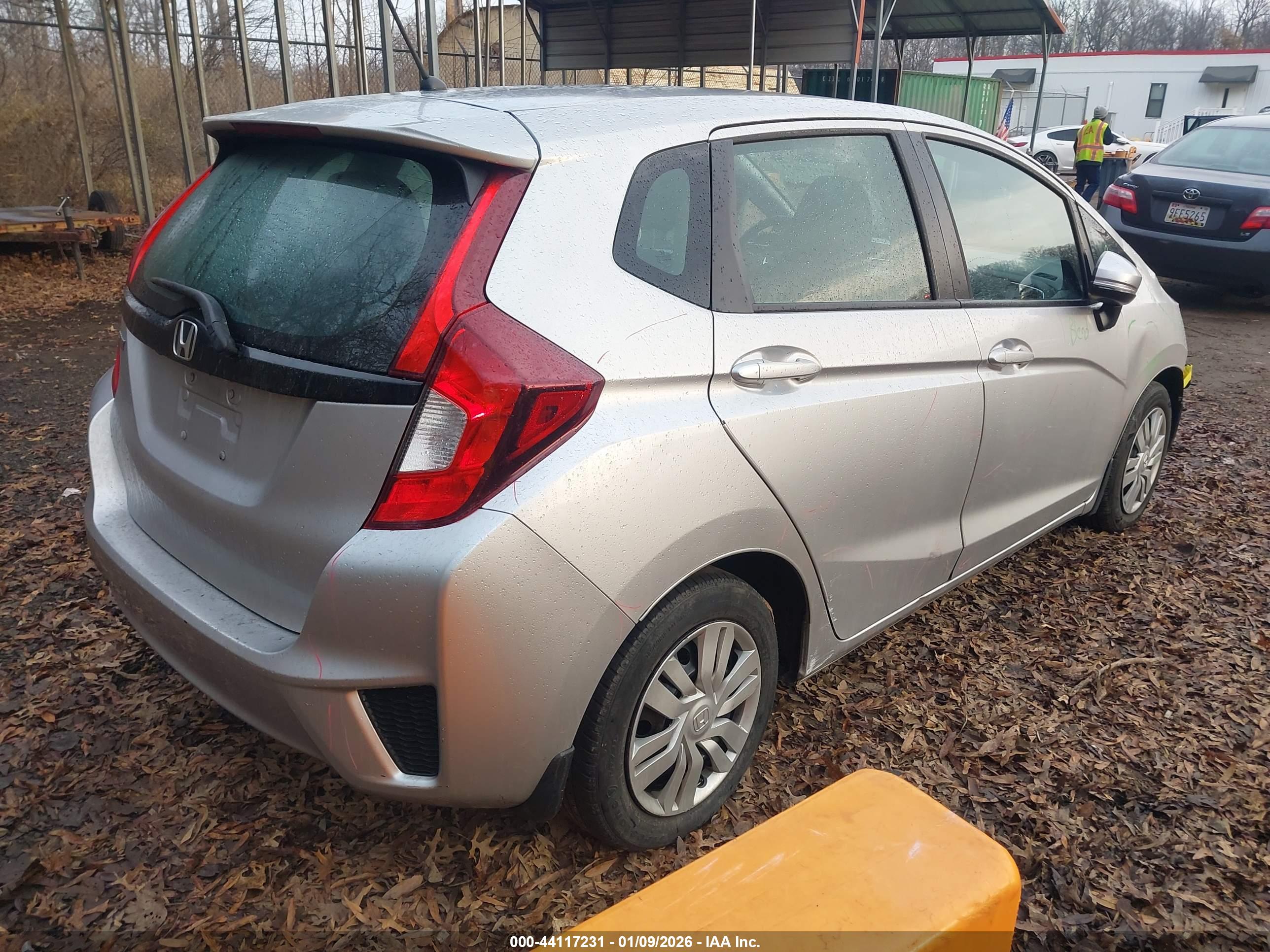 HONDA FIT image 4