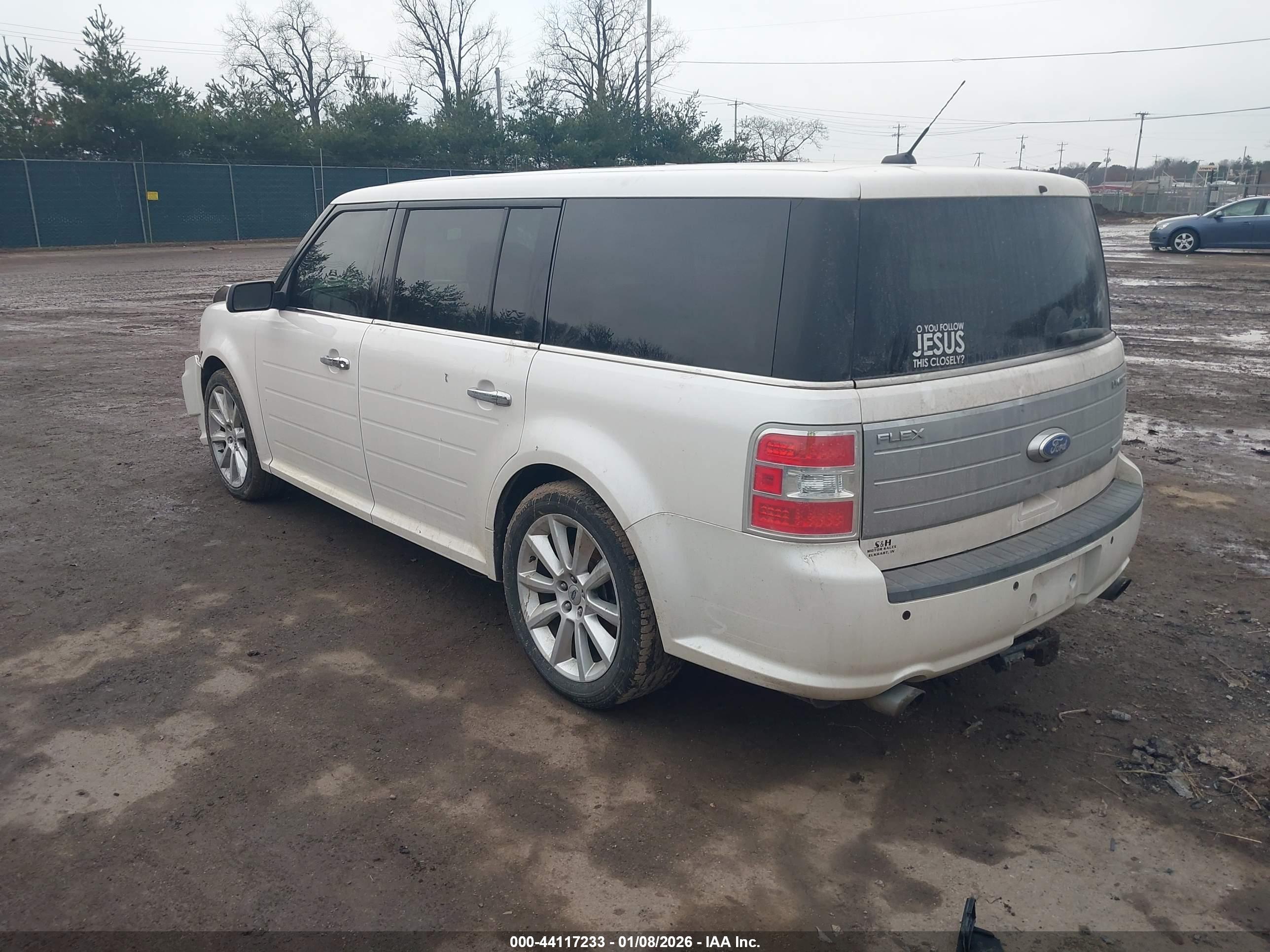 FORD FLEX image 3